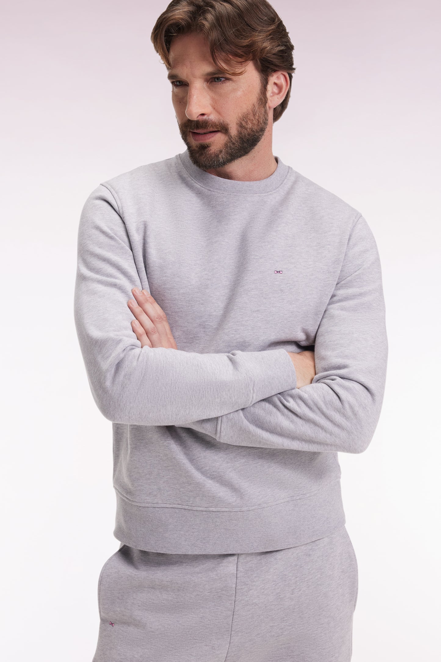 Sweatshirt à col rond en coton gris coupe droite