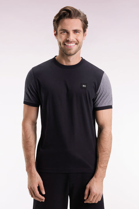 Black cotton T-shirt with contrasting short sleeves - Image 3