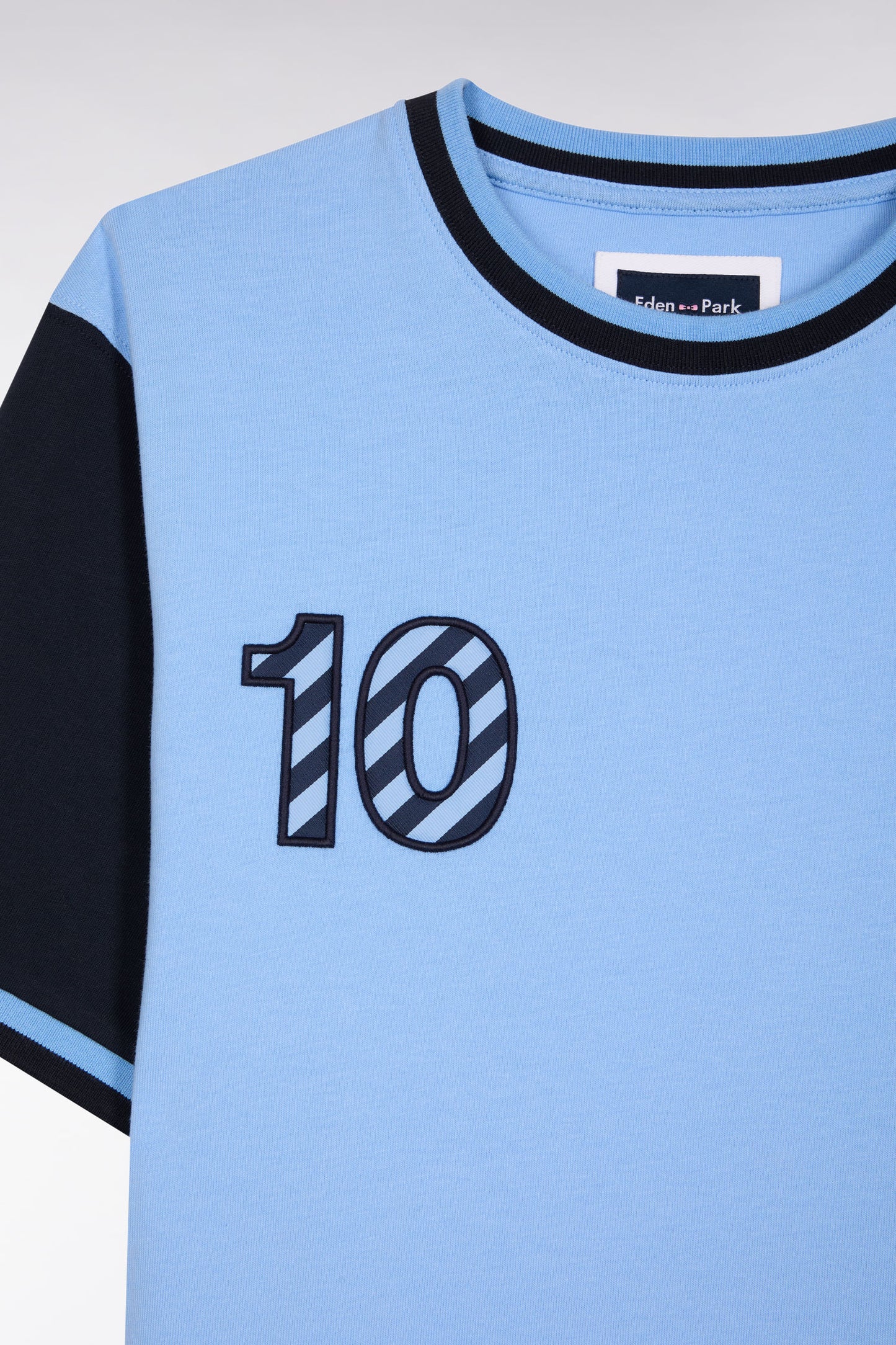 T-shirt bicolore à manches courtes en coton ciel broderie 10