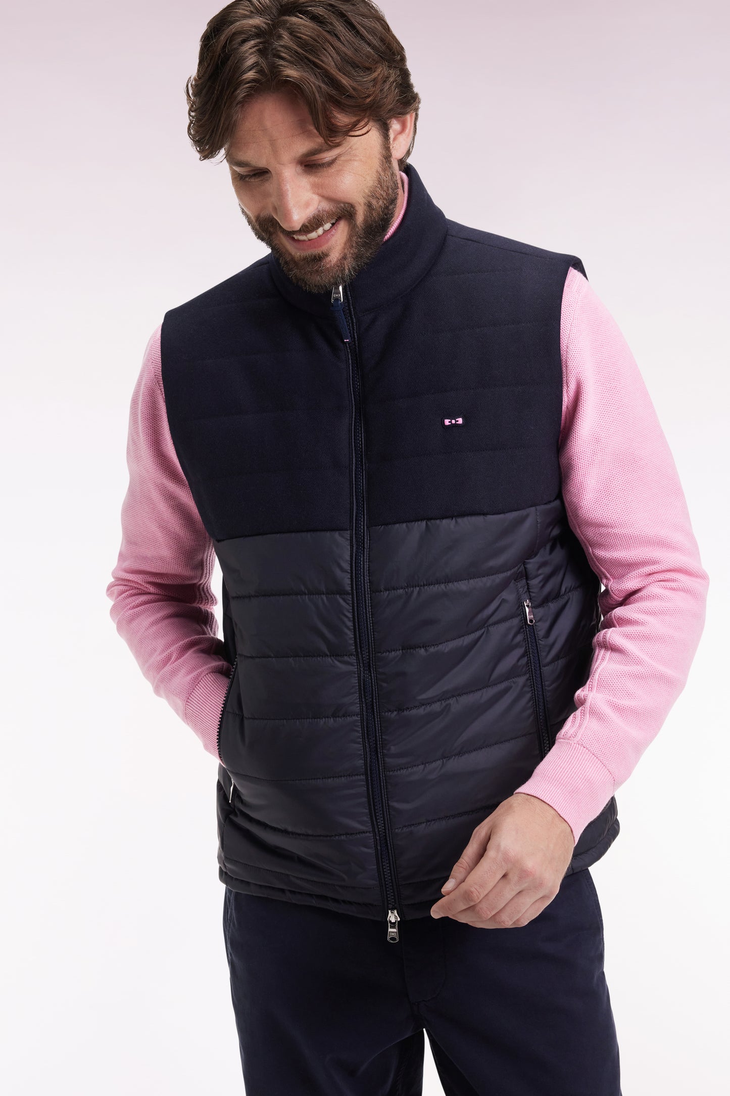 Two-material sleeveless down jacket in nylon and navy flannel
