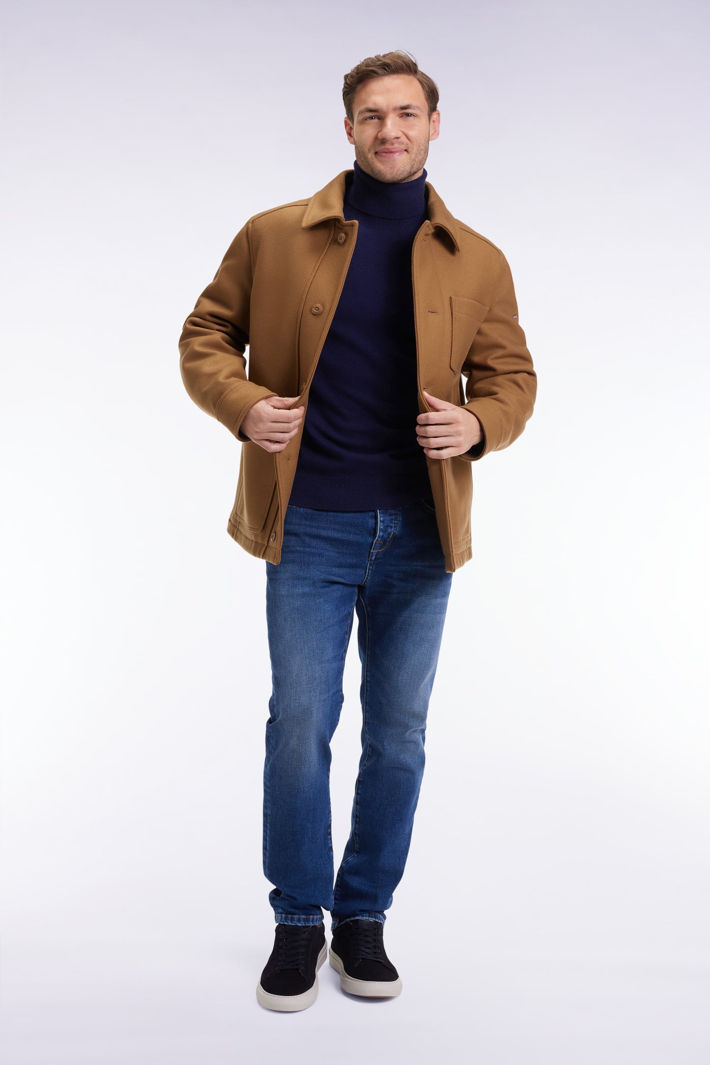 Surchemise en twill de laine camel à poches plaquées