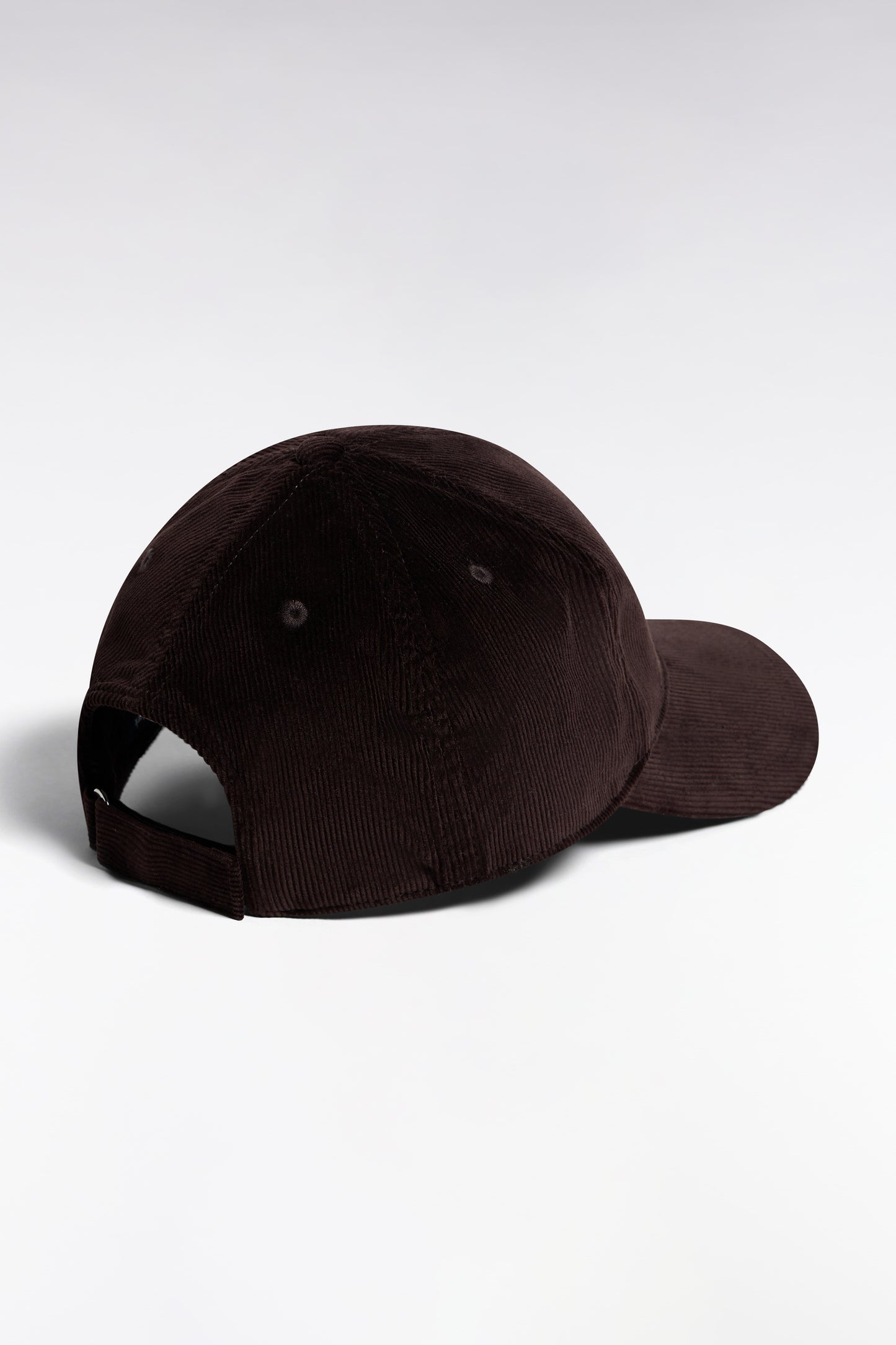 Casquette en velours côtelé marron