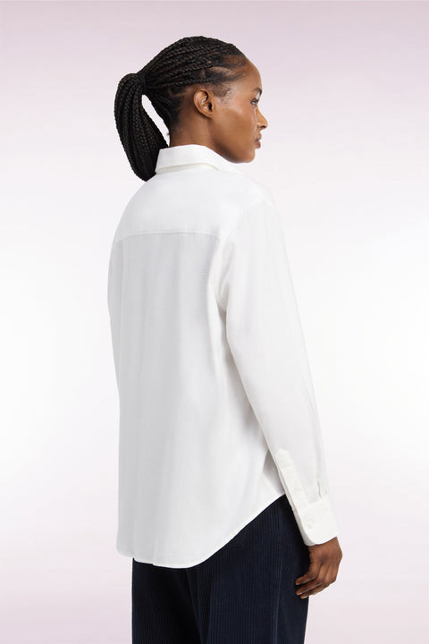 Chemise en coton écru à poches plaquées coupe décontractée - Image 3