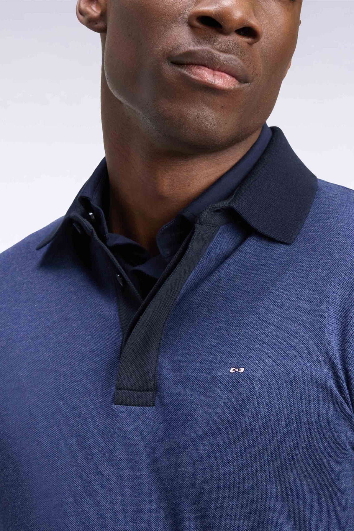Polo à manches longues en piqué coton bleu et marine coupe droite