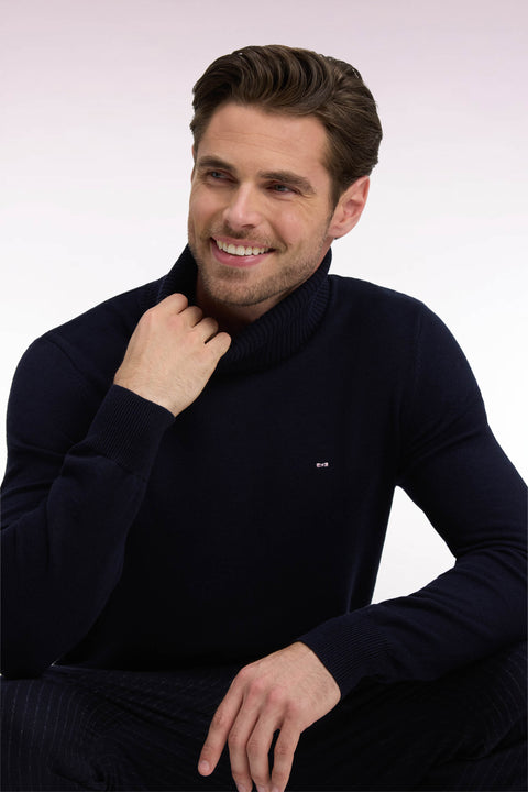 Pull col roulé en laine et coton marine coupe droite - Image 1