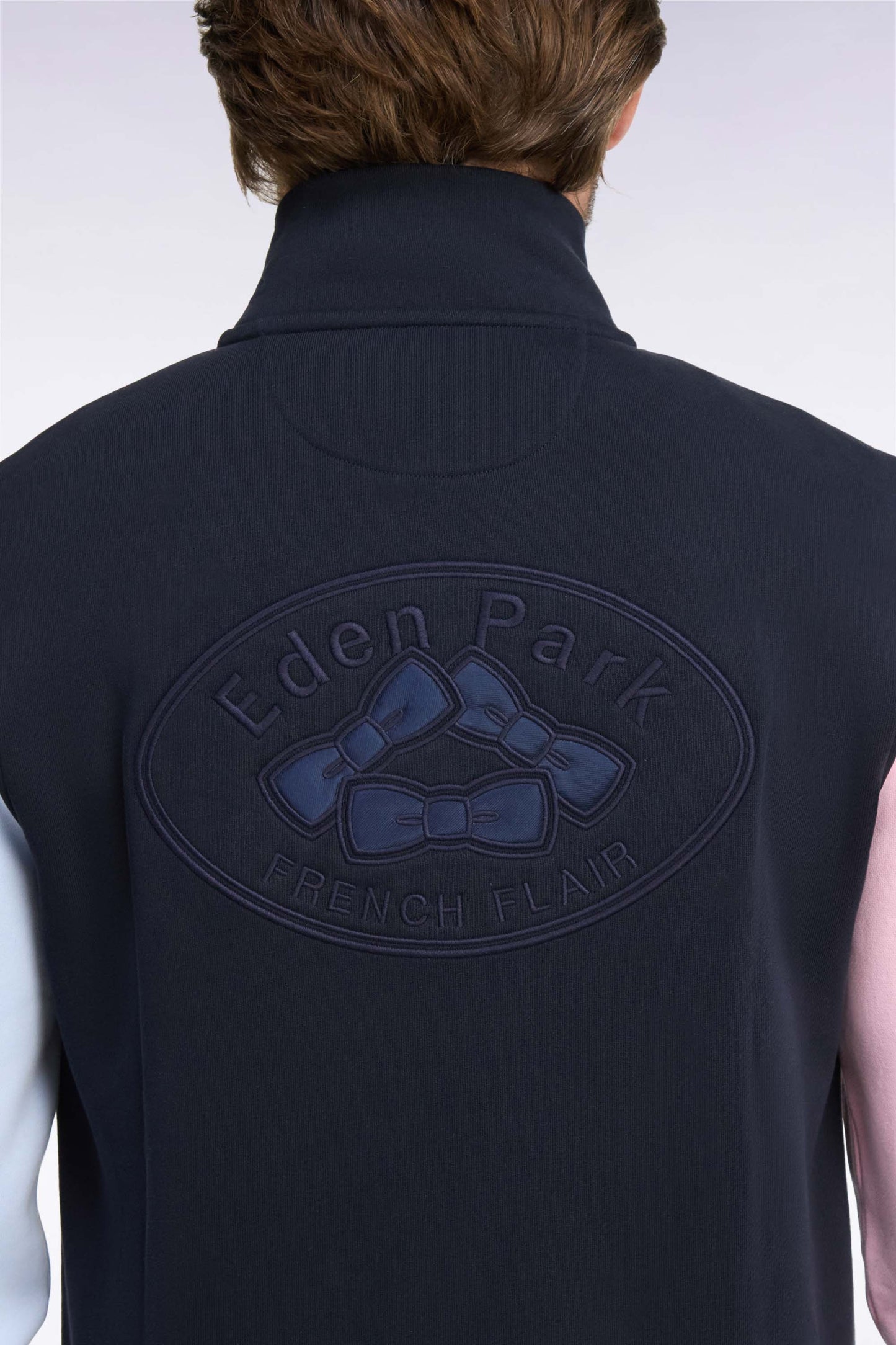 Sweatshirt zippé en molleton coton tricolore brodé coupe droite