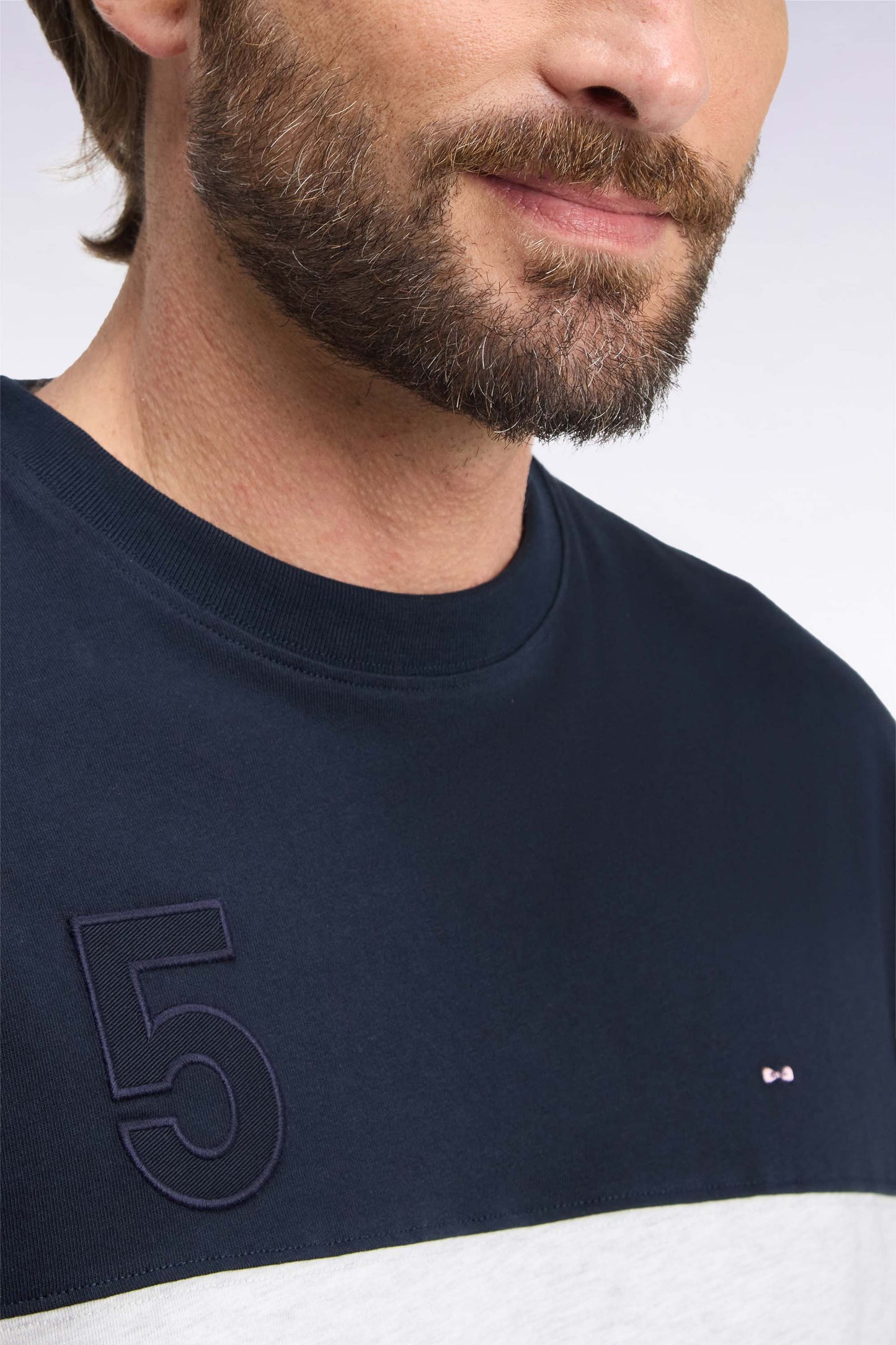 T-shirt manches longues en coton marine à découpes coupe droite