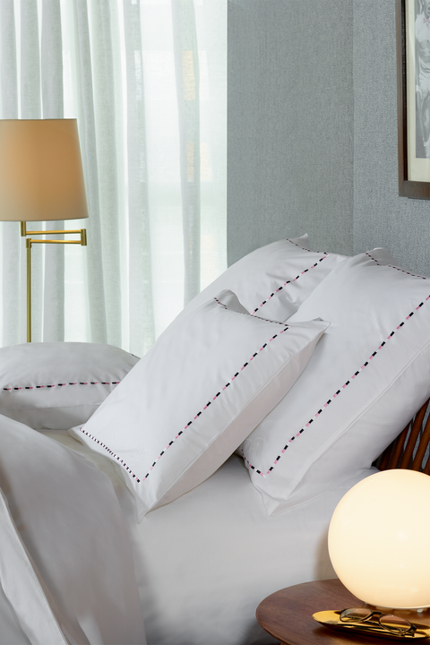 2 taies d'oreiller rectangulaires blanc,marine et rose - Décrochons la lune - Image 1