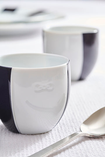 Duo de tasses à café en porcelaine intérieur émaillé bleu