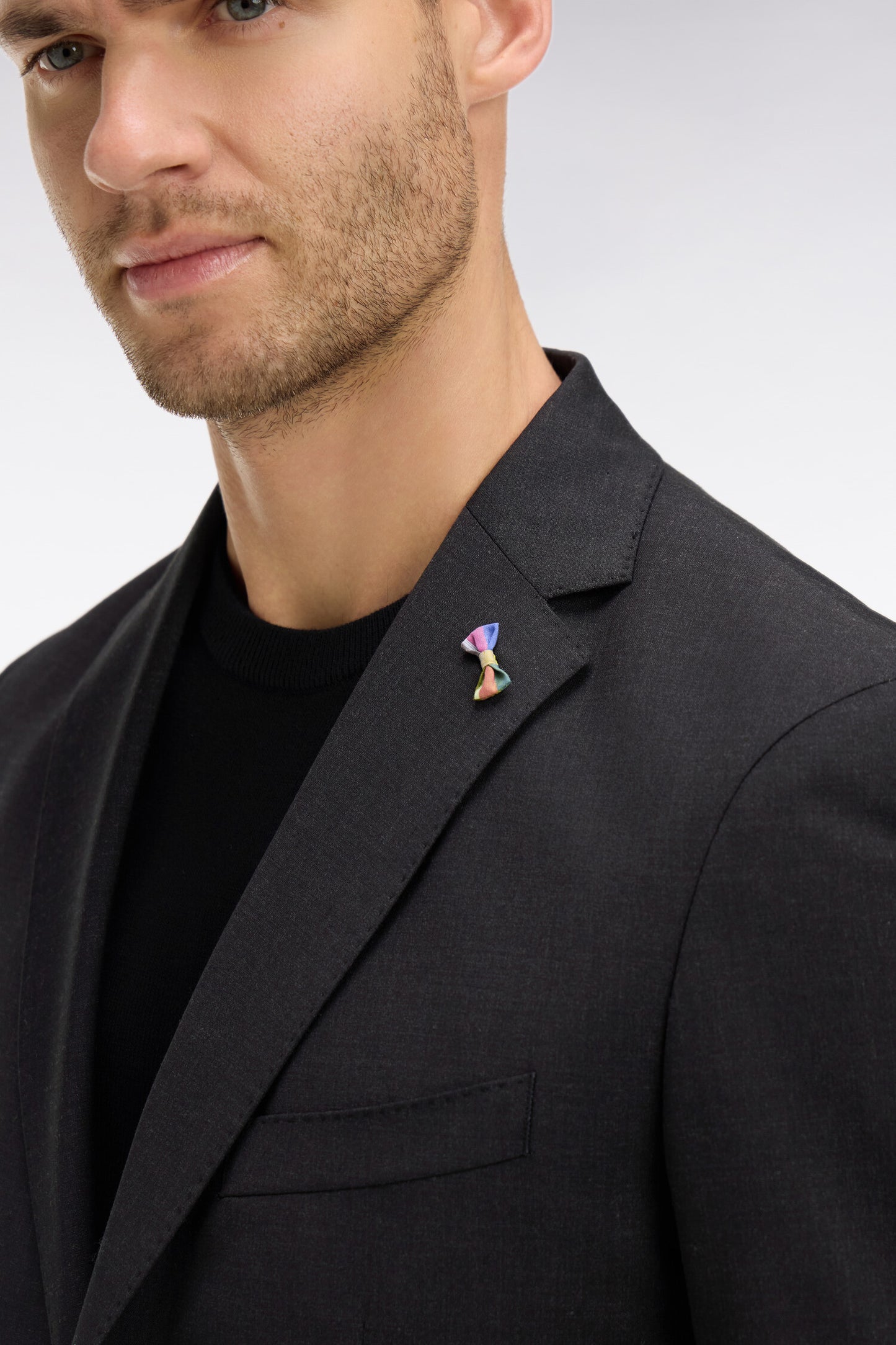 Blazer gris foncé détails noeud en relief