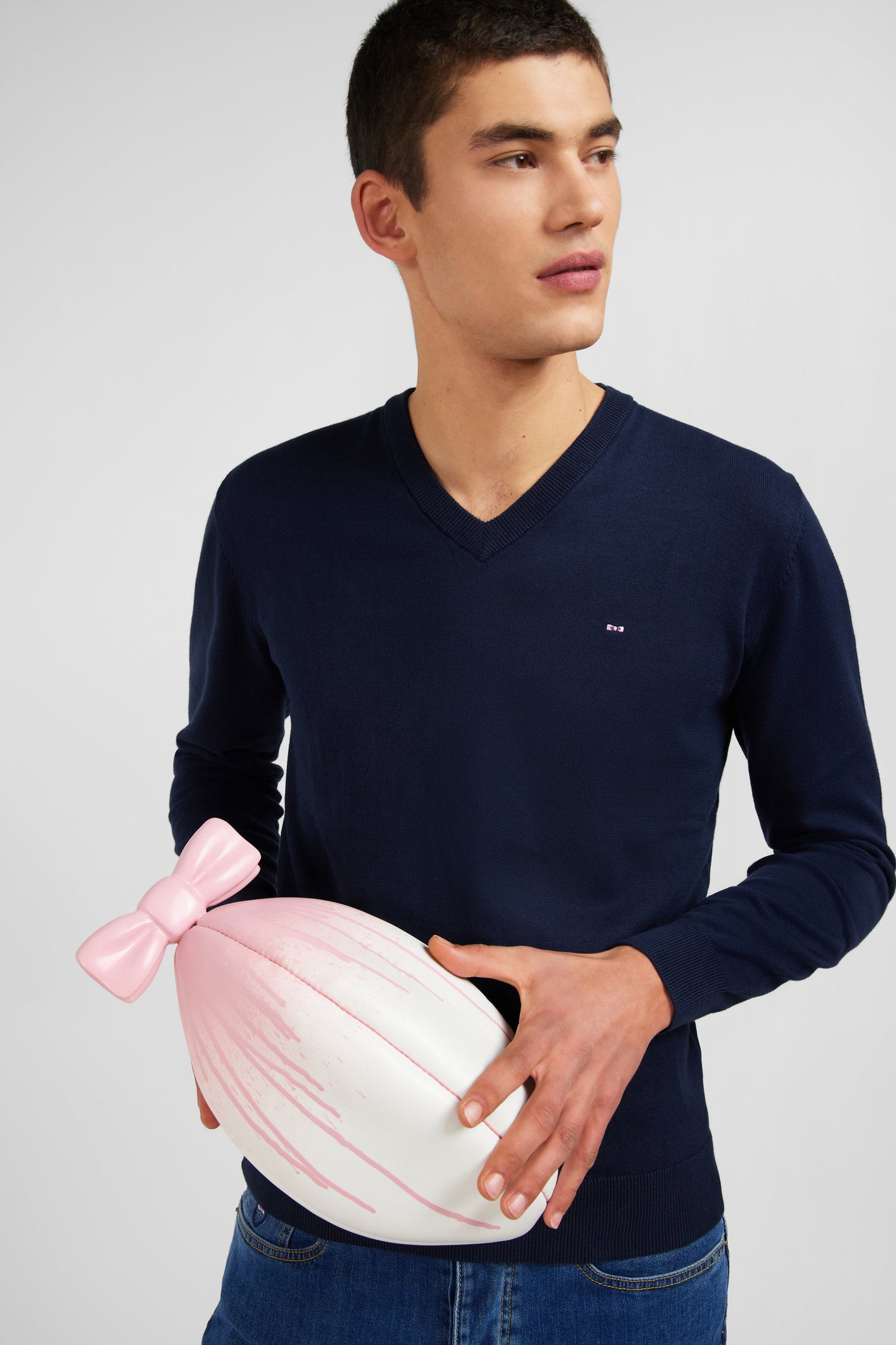 Pull bleu marine à col V en coton