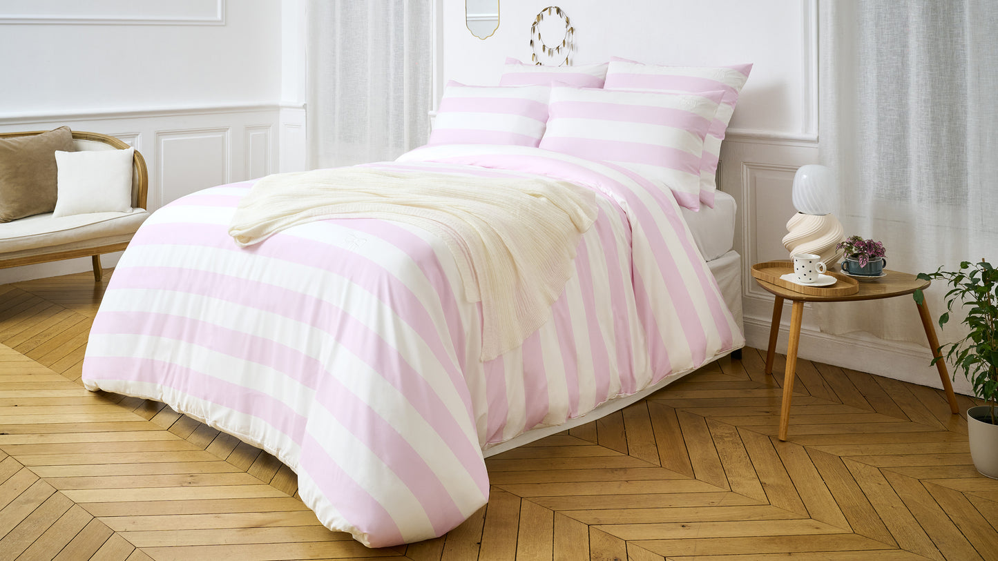 Comforter cover in white cotton percale with pink stripes