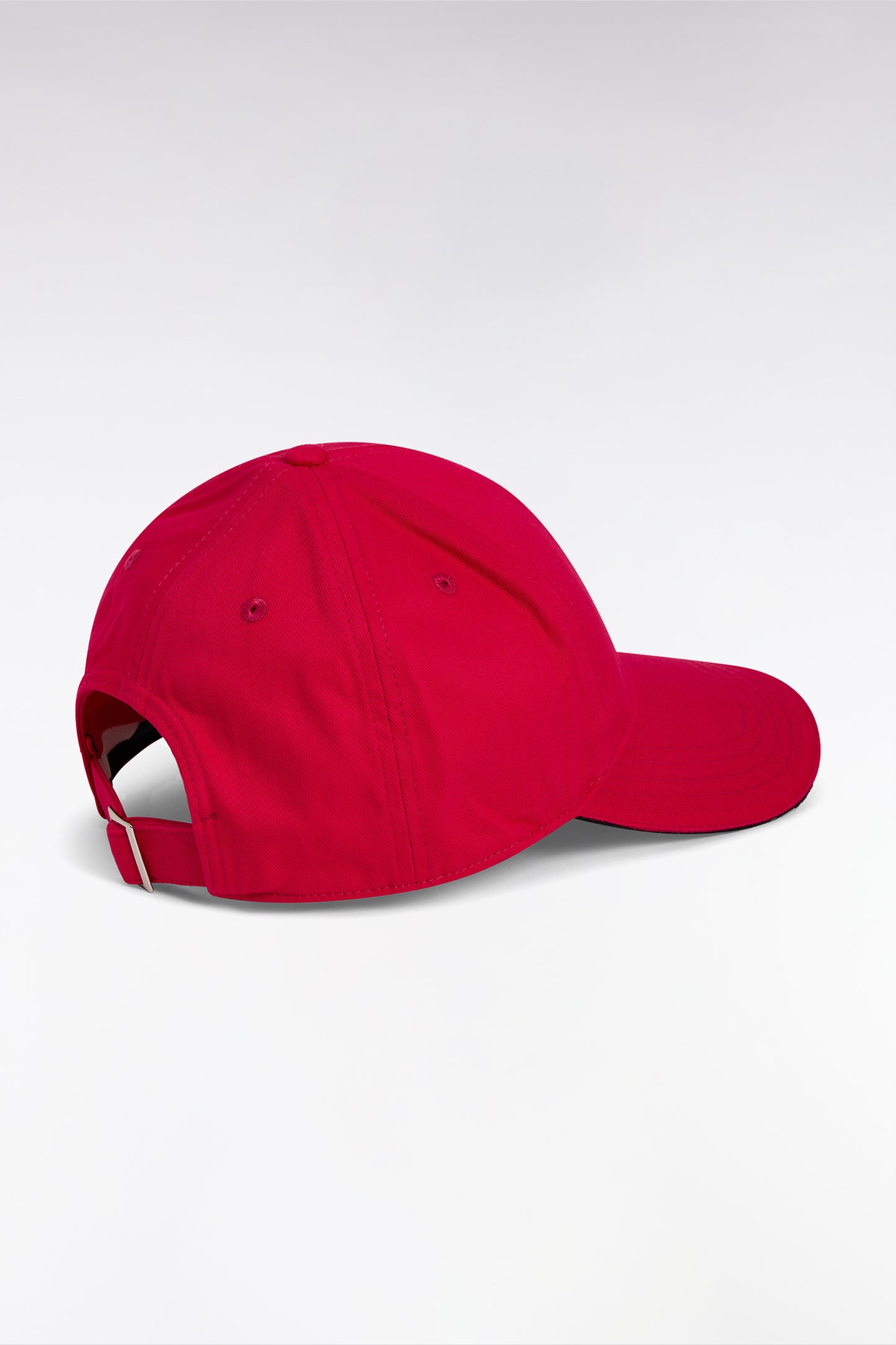 Casquette en twill de coton fuchsia visière passepoilée