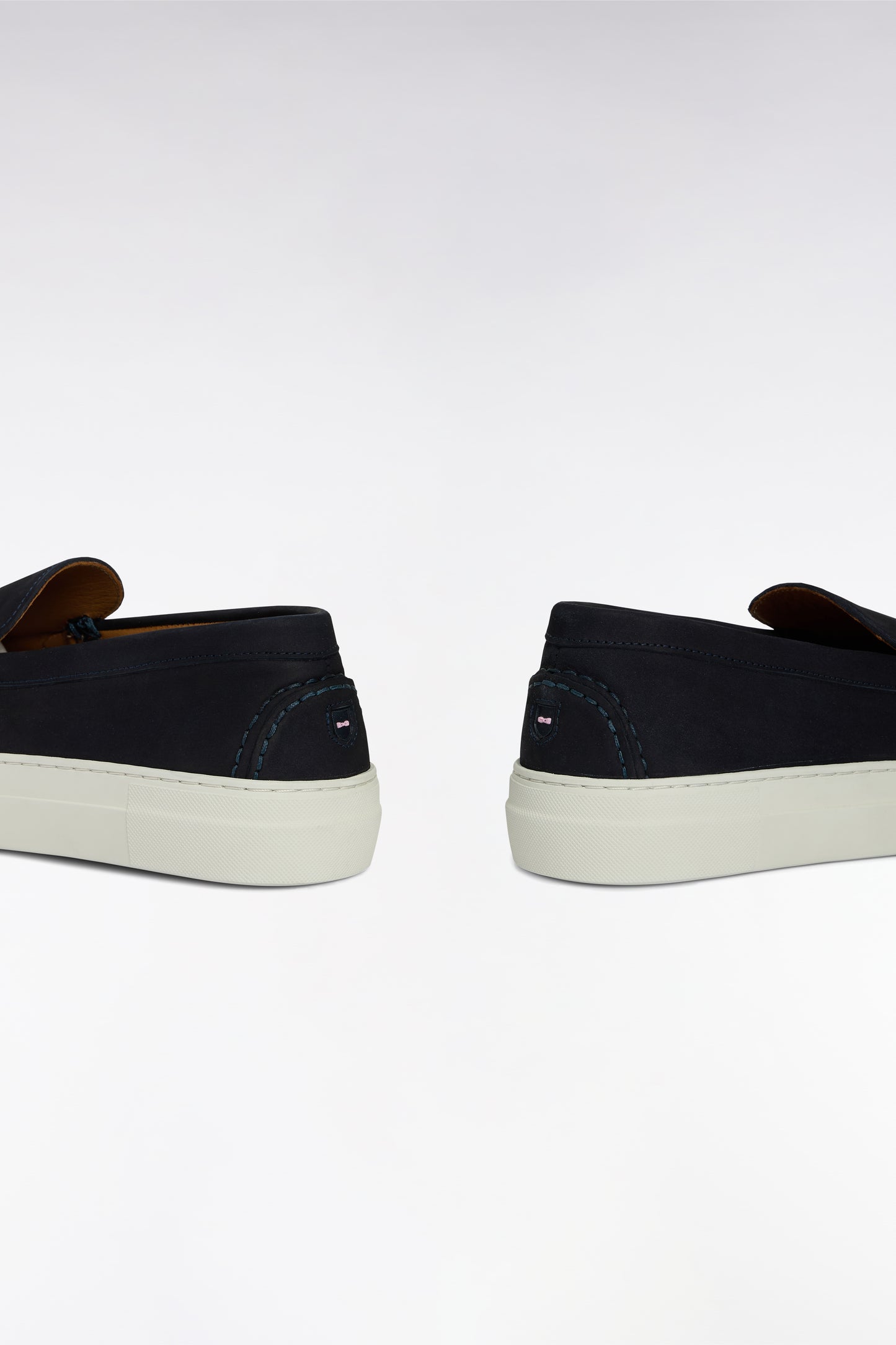 Mocassins à semelles sneakers en cuir suédé marine