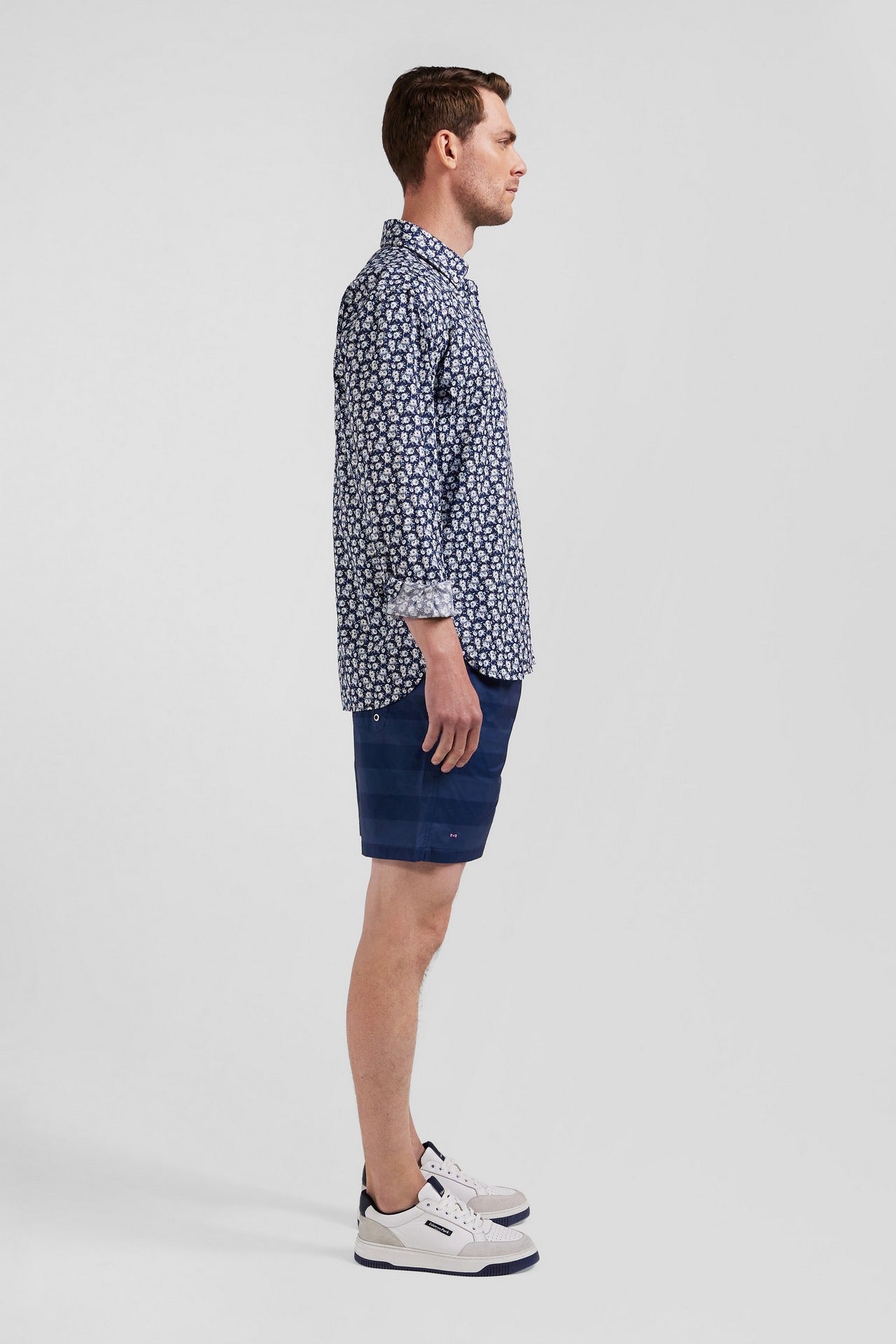 Chemise bleu marine imprimée exclusif fleurs