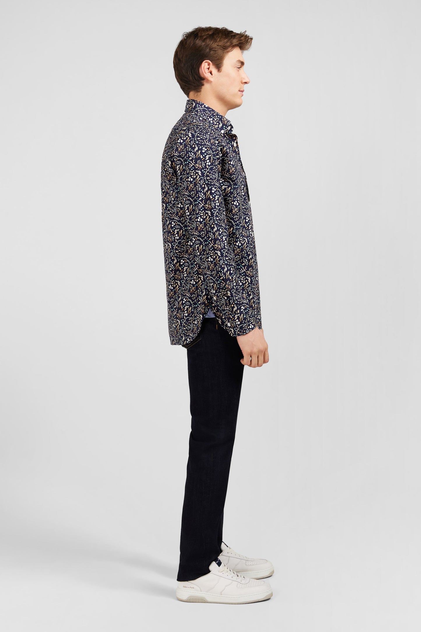 Dark blue poplin shirt with foliage print