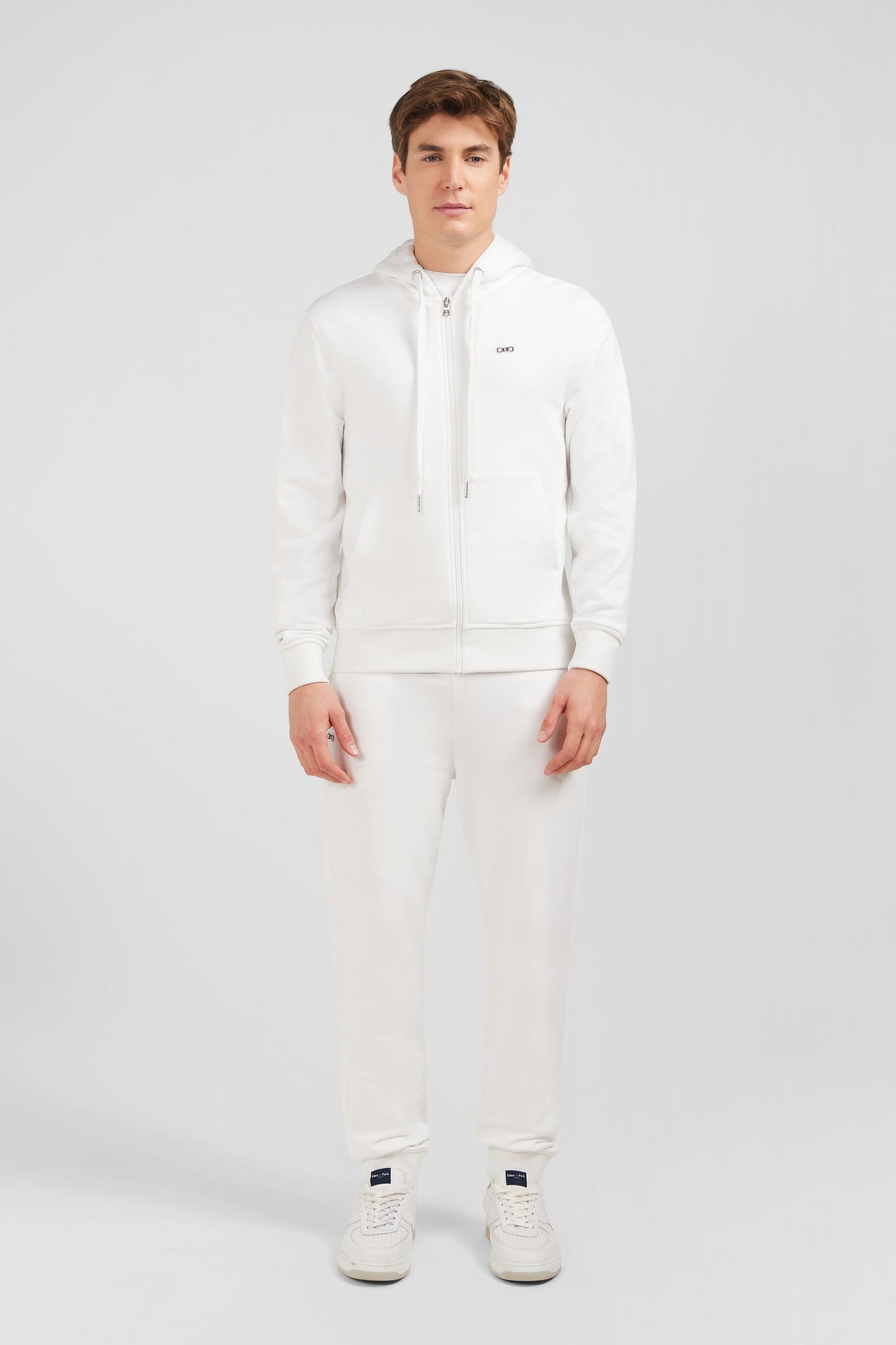 Sweatshirt à capuche en molleton blanc emblème nœud papillon - Image 1