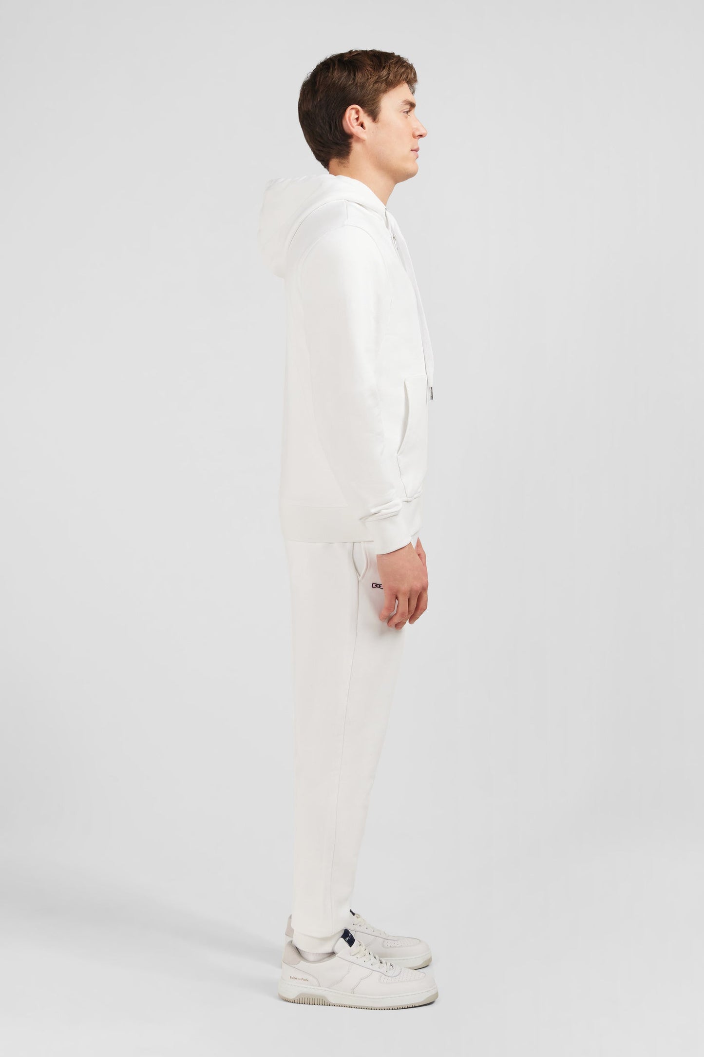 Sweatshirt à capuche en molleton blanc emblème nœud papillon - Image 3