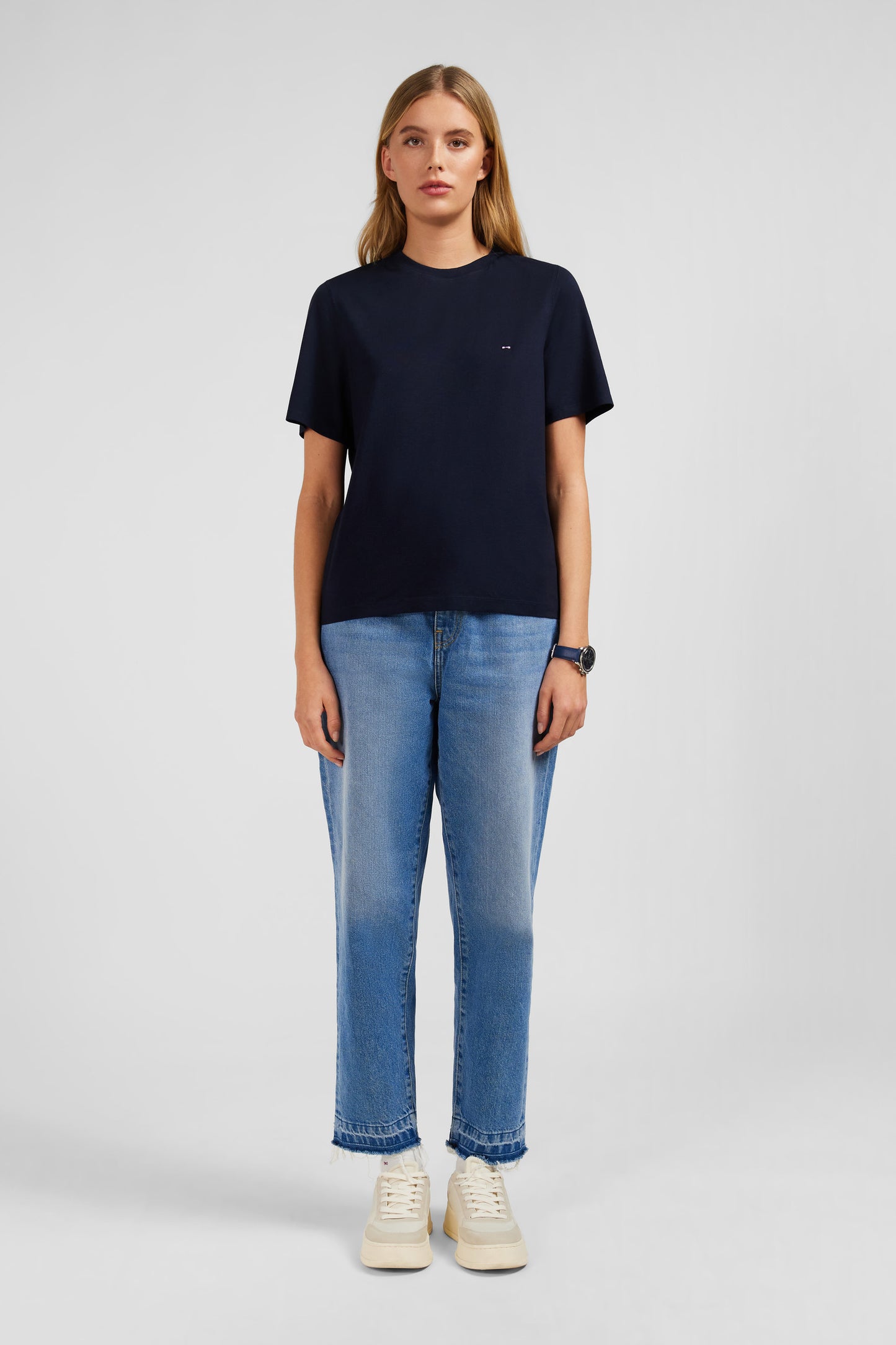 T-shirt bleu foncé uni à manches courtes