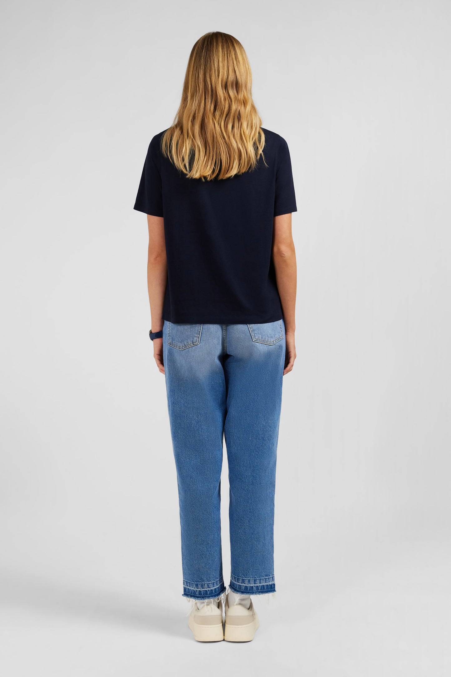 T-shirt bleu foncé uni à manches courtes