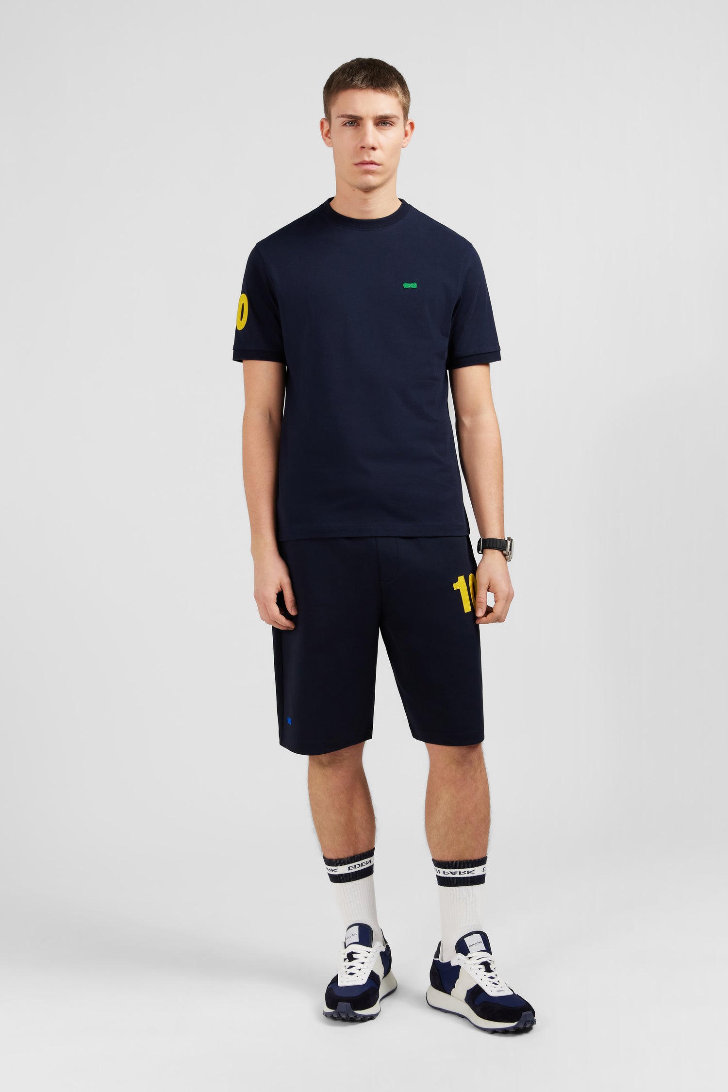 Navy blue short-sleeved T-shirt