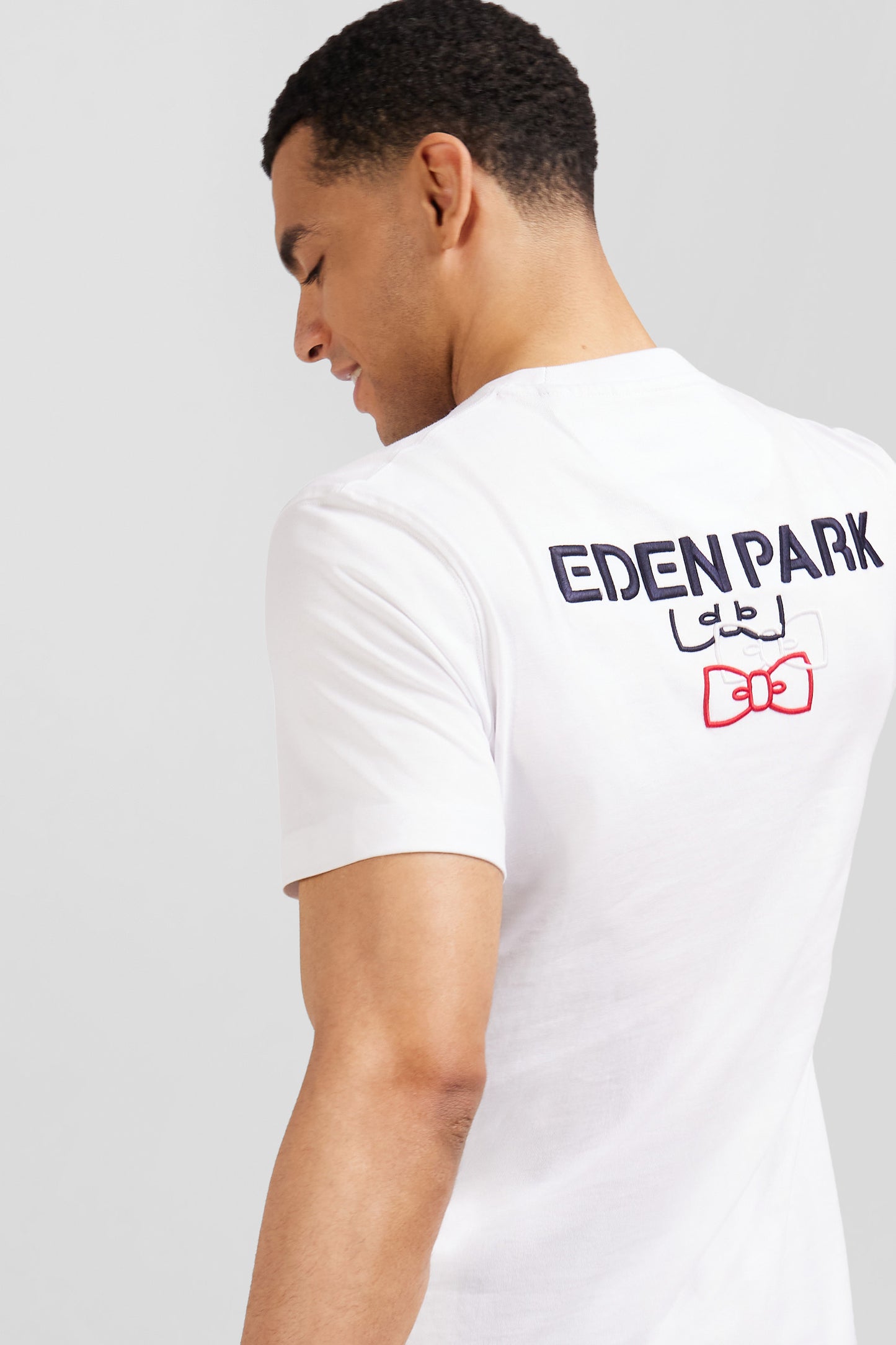 T-shirt blanc avec broderie Eden Park - Image 7
