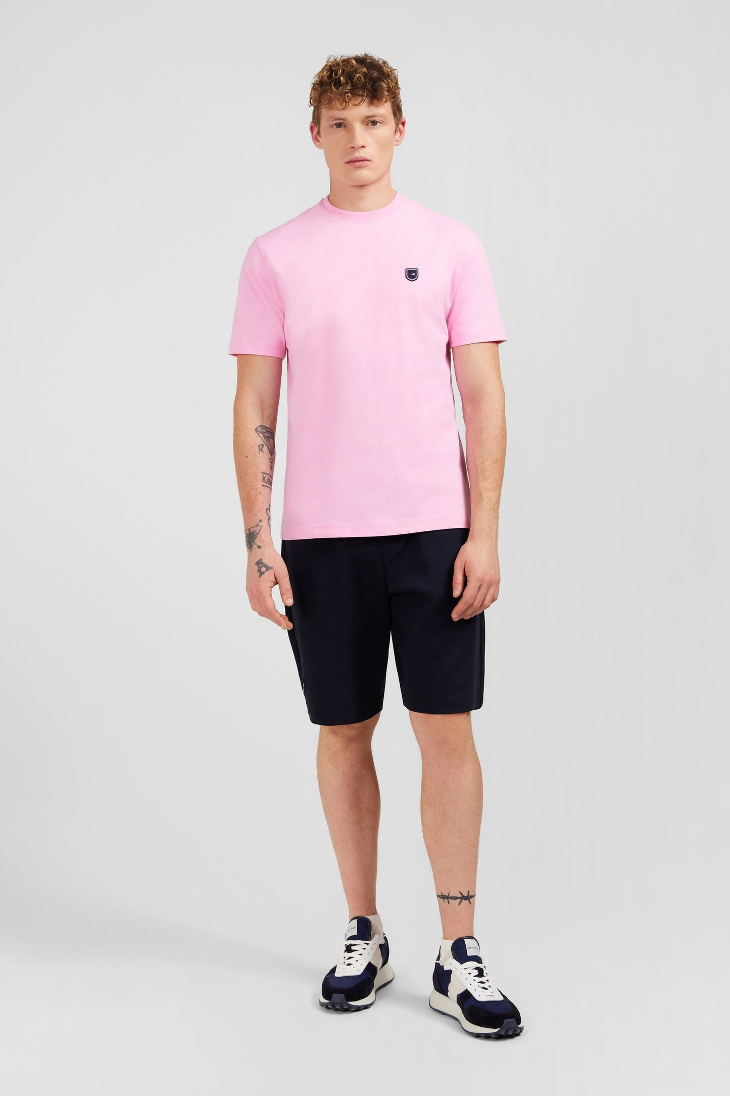 T-shirt manches courtes rose en coton emblème dos - Image 1