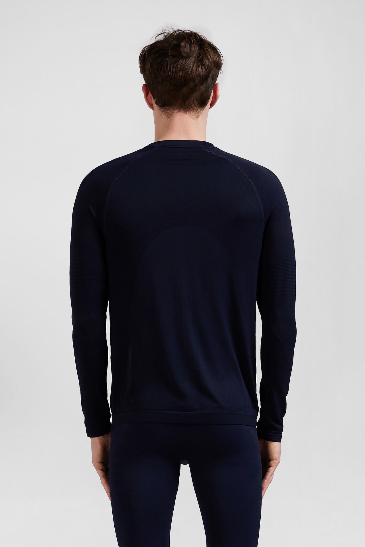 Navy blue long-sleeved sports T-shirt with striped details