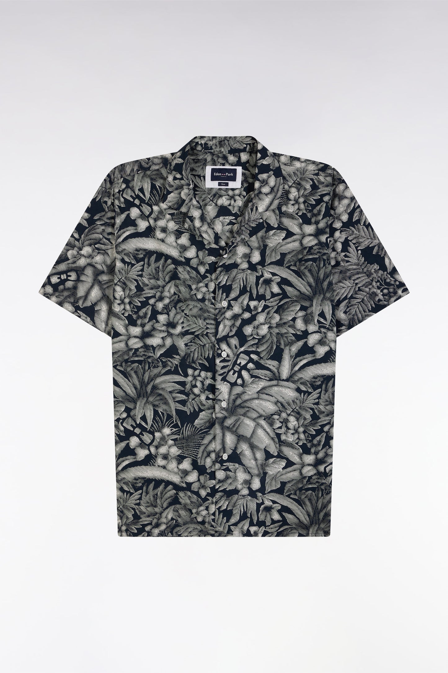 Slim fitted short-sleeved navy shirt in cotton with jungle print