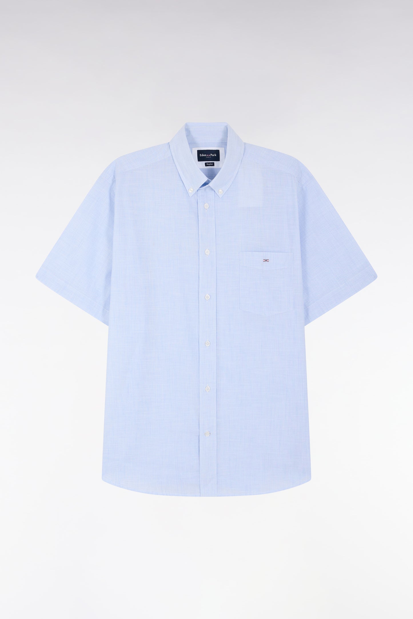 Straight short-sleeved sky blue cotton shirt