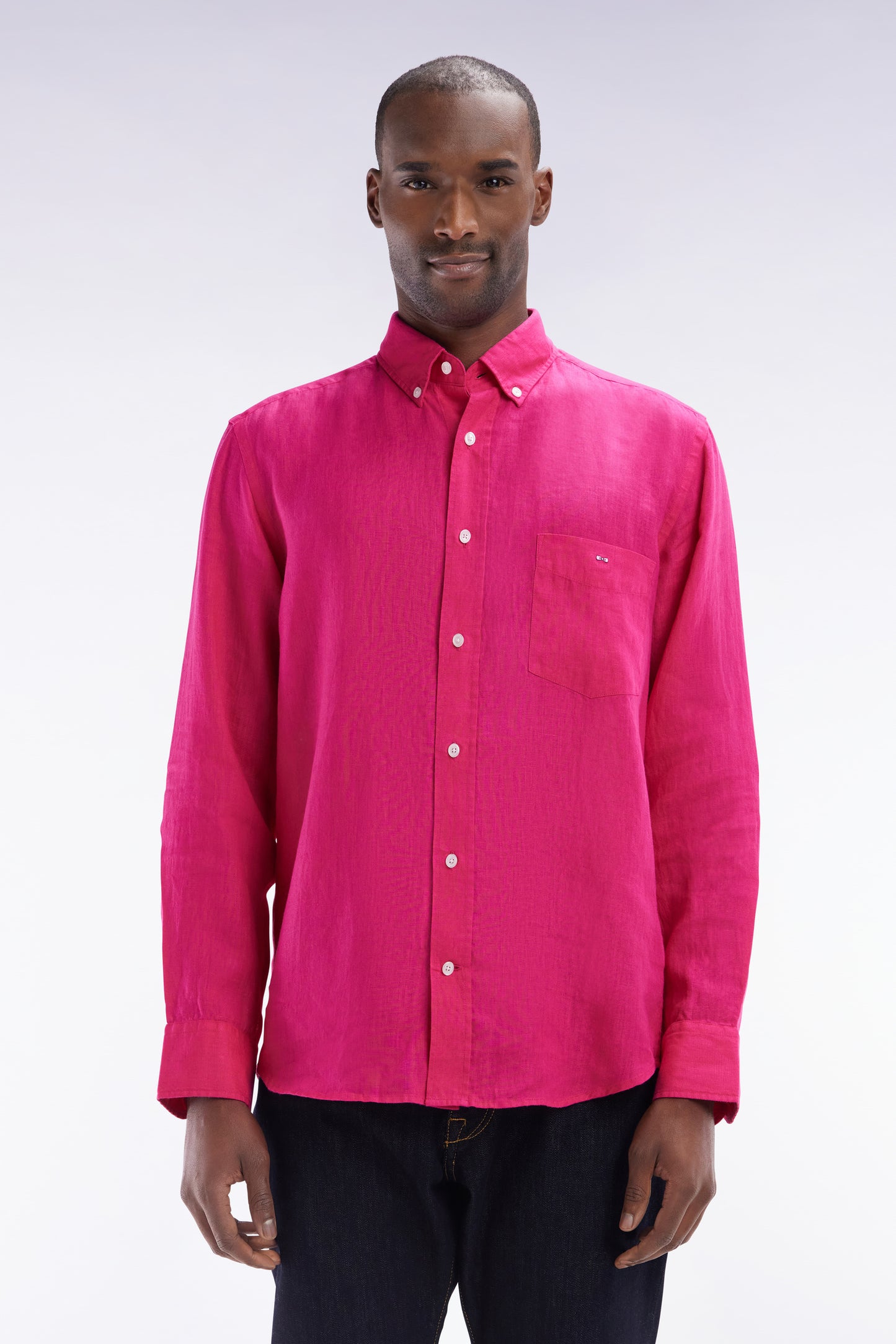 Straight-fit fuchsia linen shirt