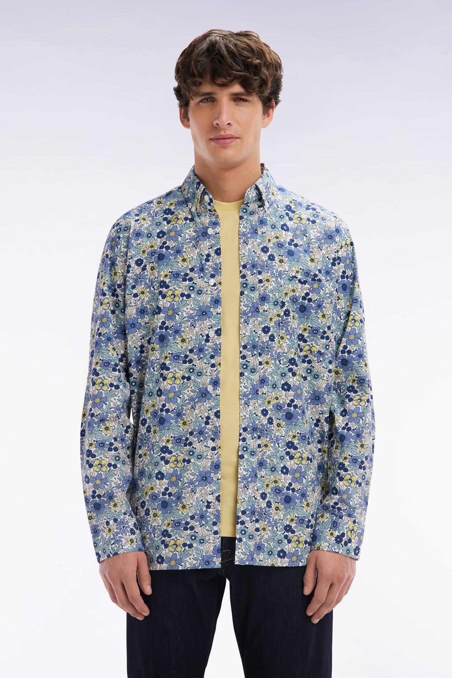 Chemise en popeline de coton grise imprimé floral coupe droite