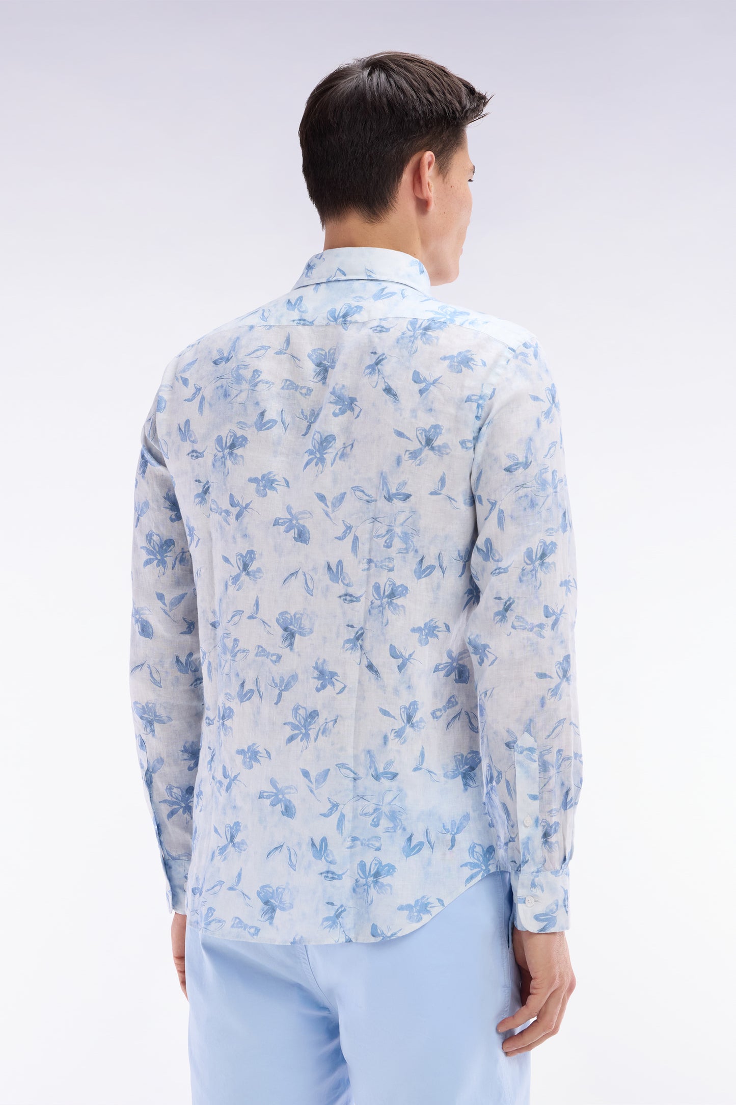Slim-fit sky blue linen shirt with floral print