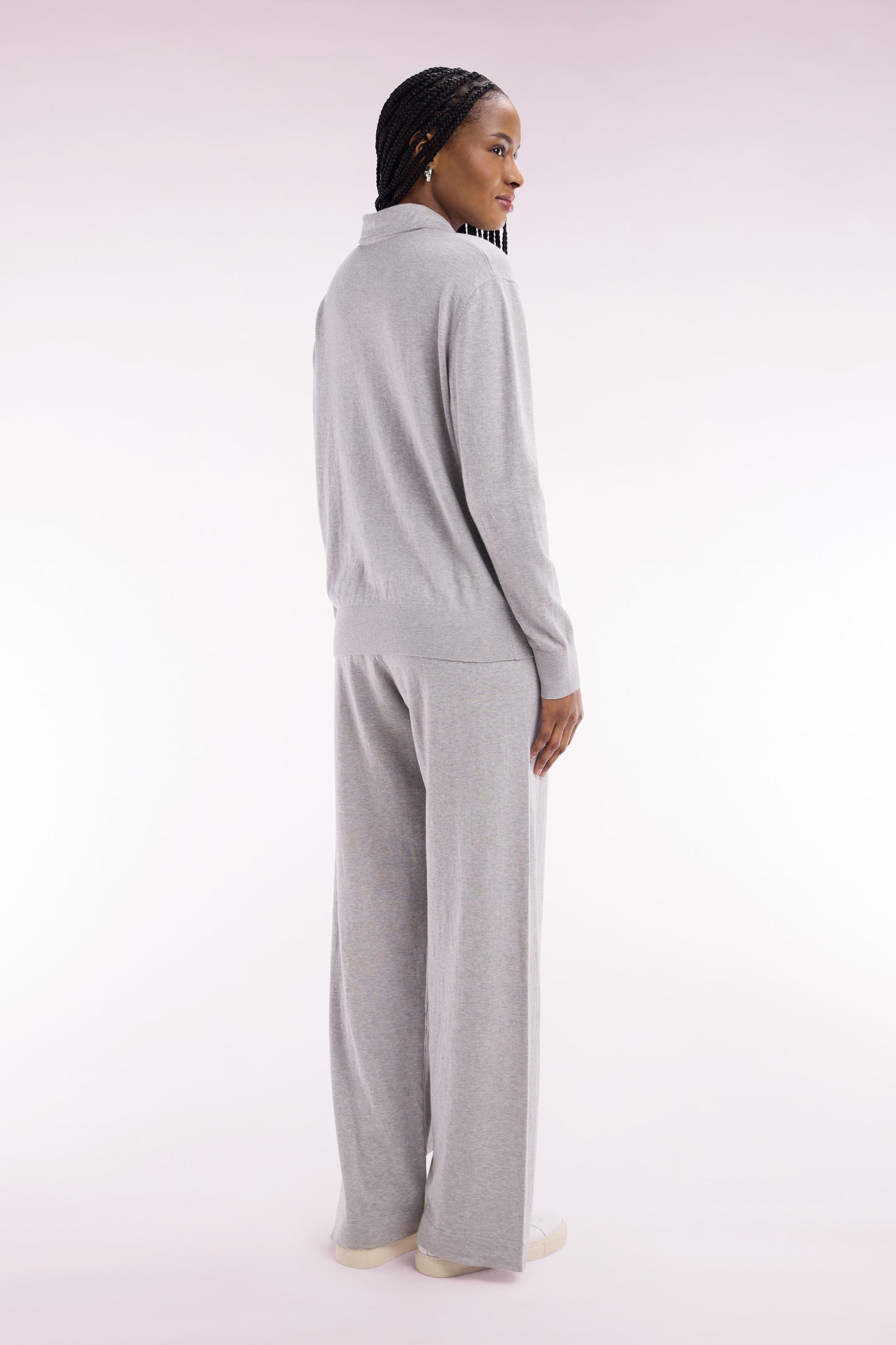 Pantalon à jambe large en coton biologique et cachemire gris coupe décontractée