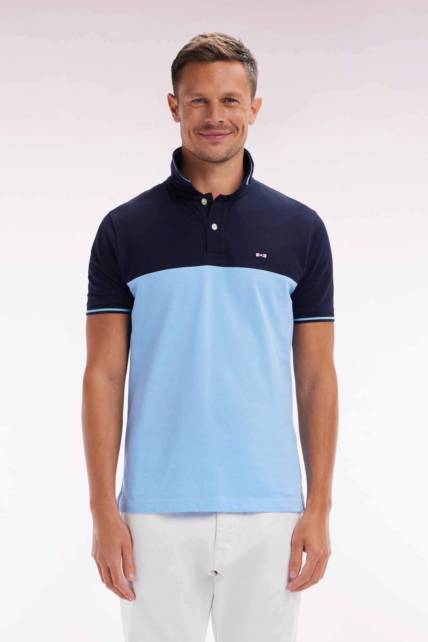 Straight-fit short-sleeved polo shirt in sky blue cotton piqué with jacquard collar