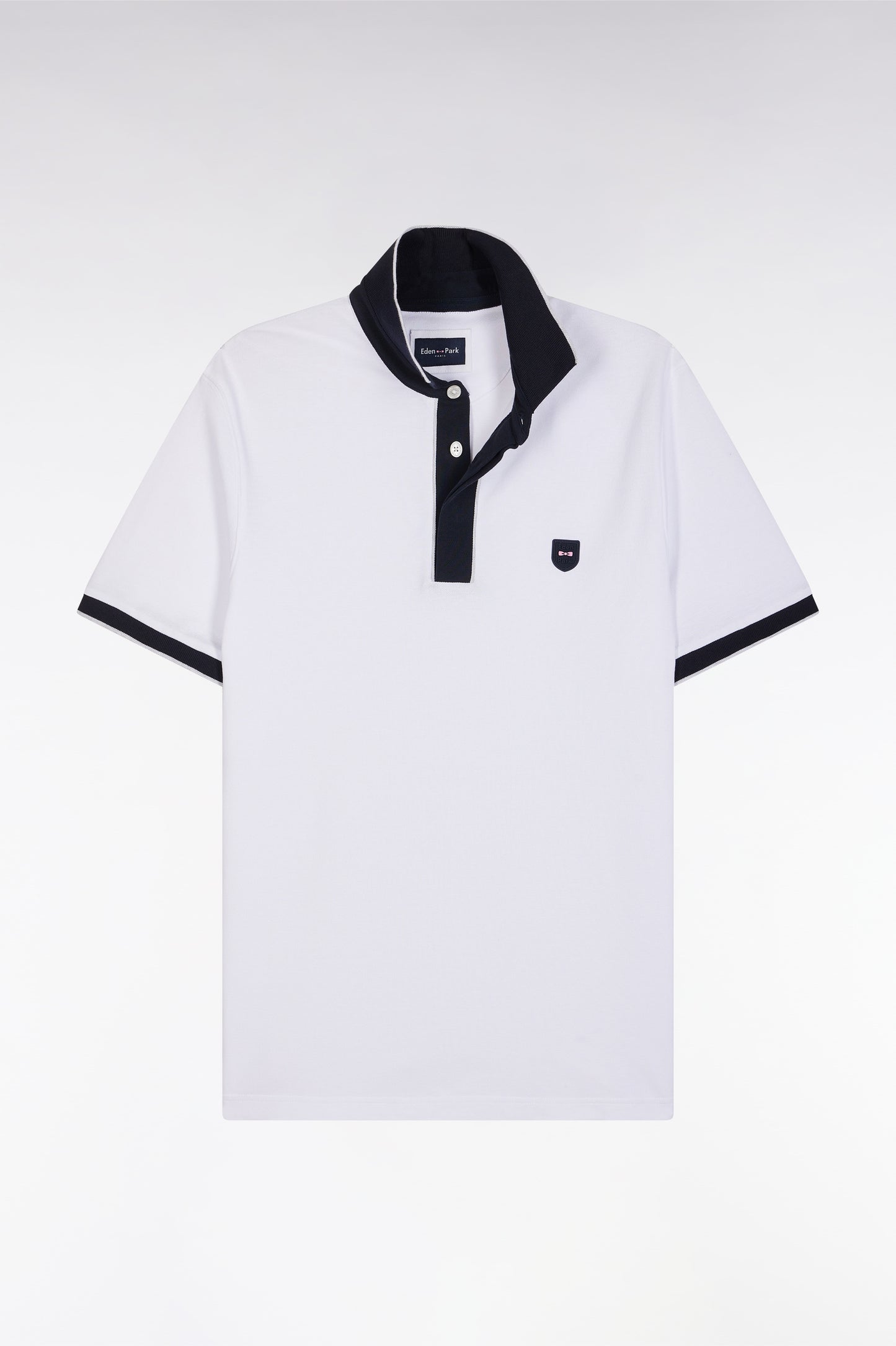 Slim-fit plain short-sleeved polo shirt in white stretch cotton with contrasting piping