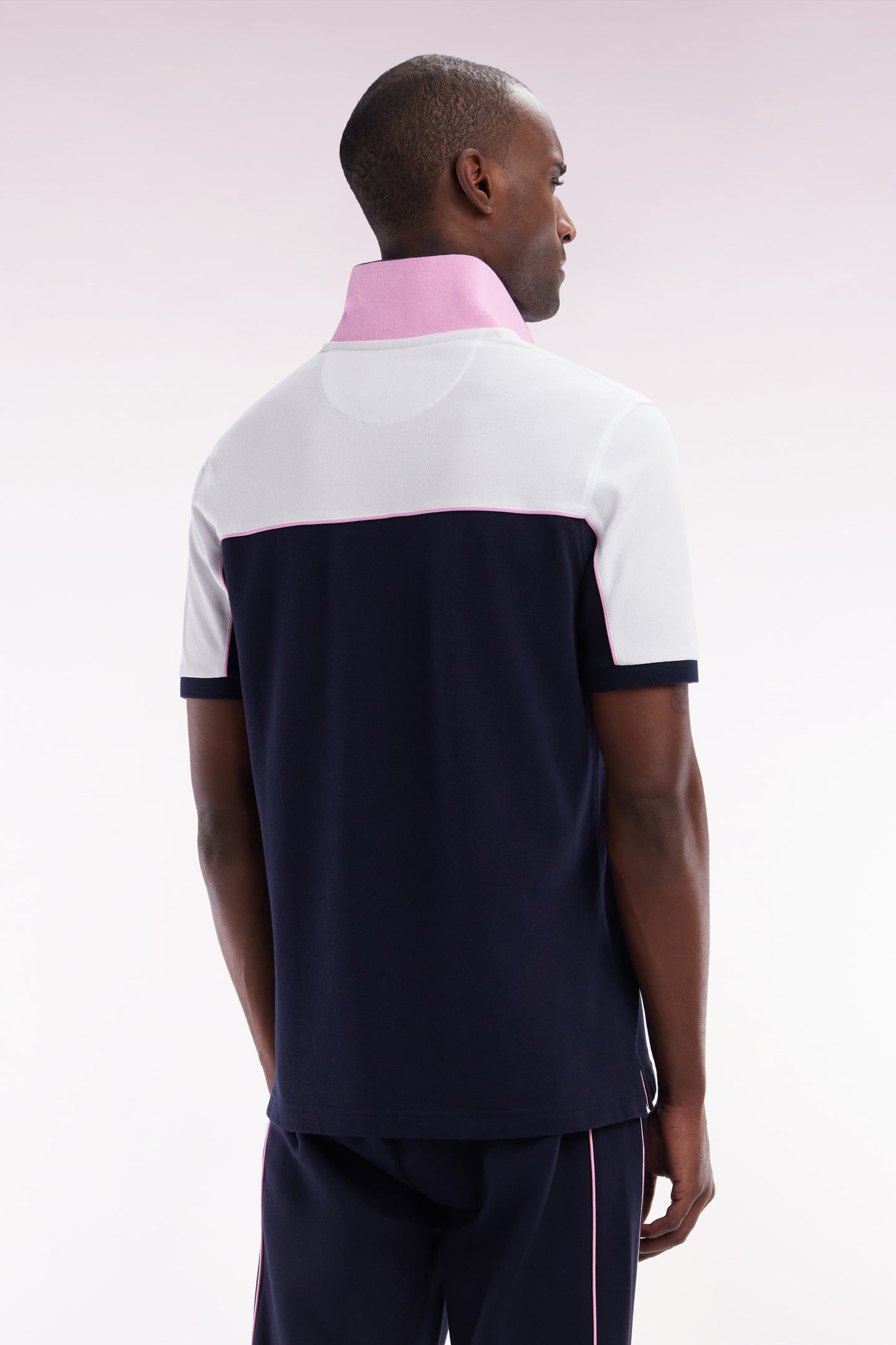 Polo à manches courtes en coton marine colorblock coupe droite