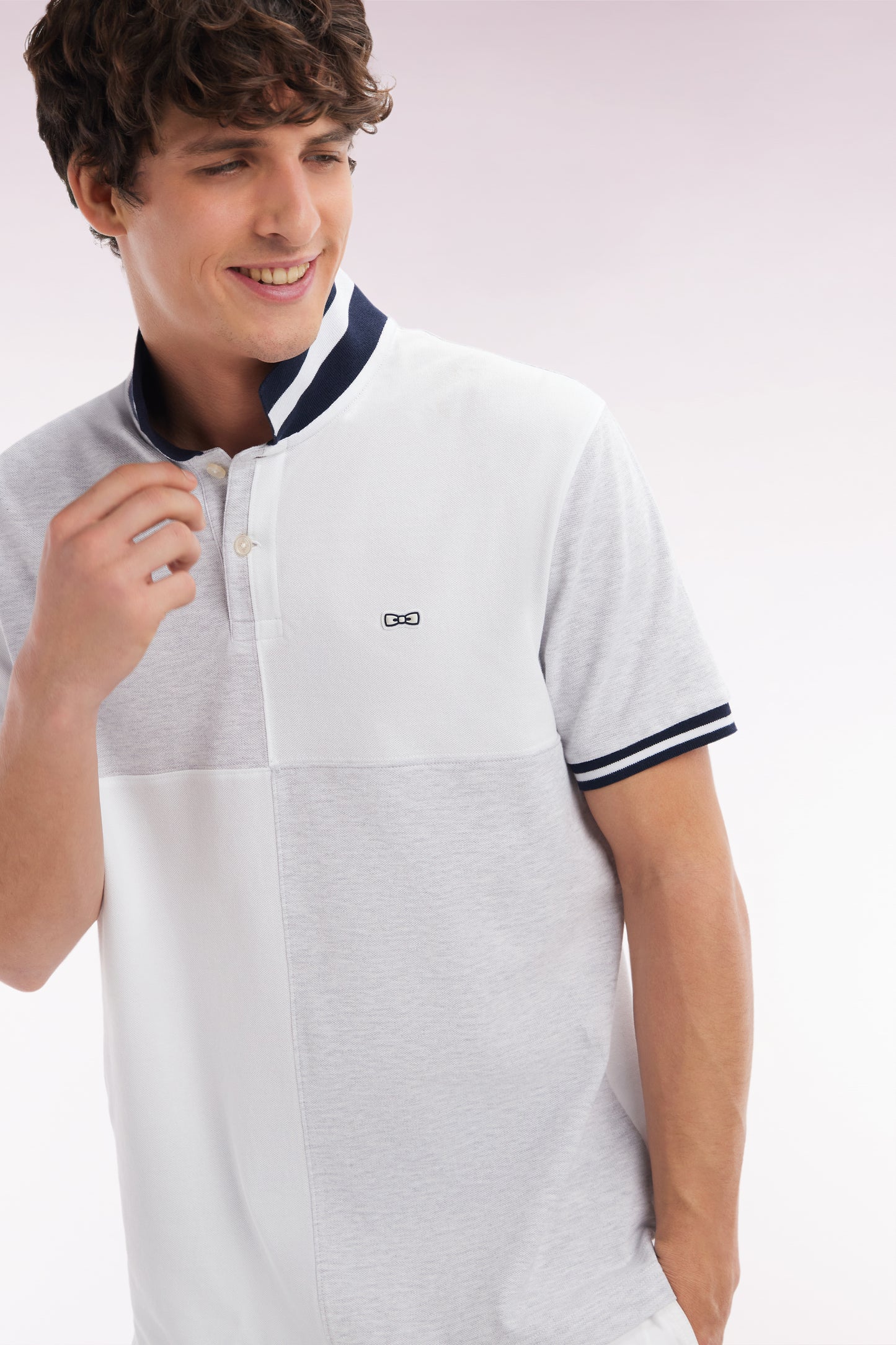 Polo à manches courtes en coton gris coupe décontractée