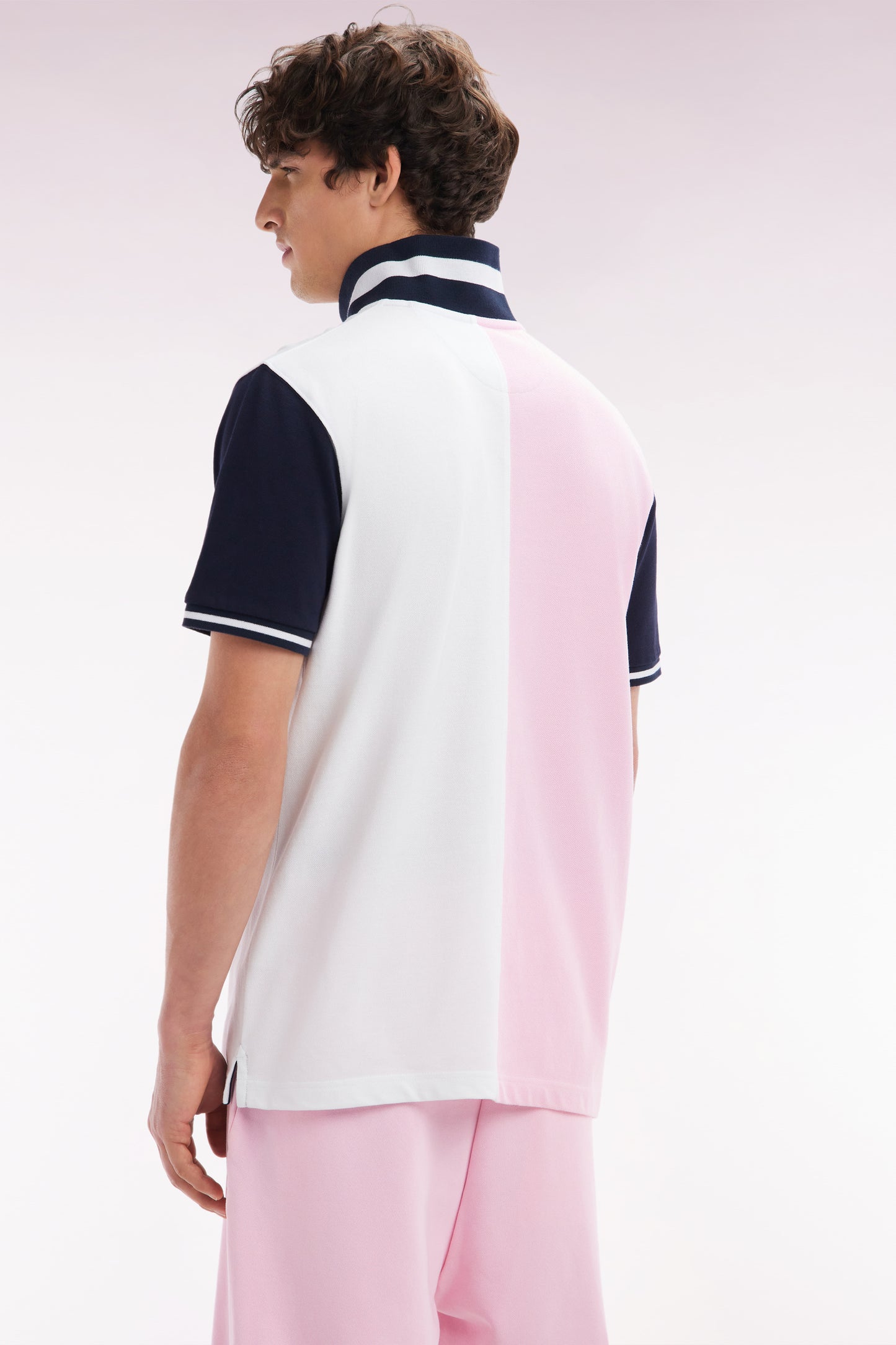 Polo à manches courtes en coton bicolore rose et blanc coupe décontractée