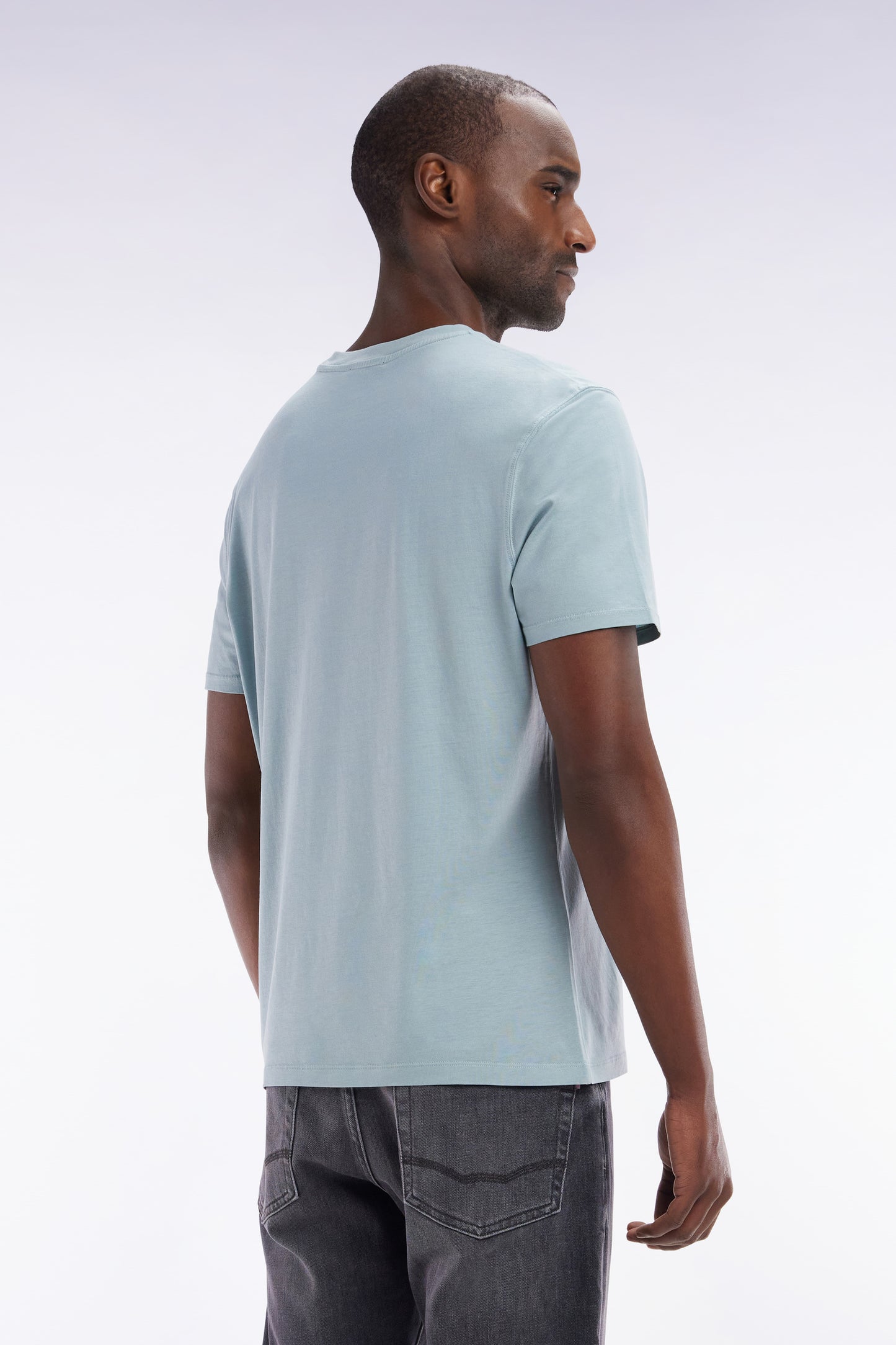 Straight-fit sea green short-sleeved T-shirt