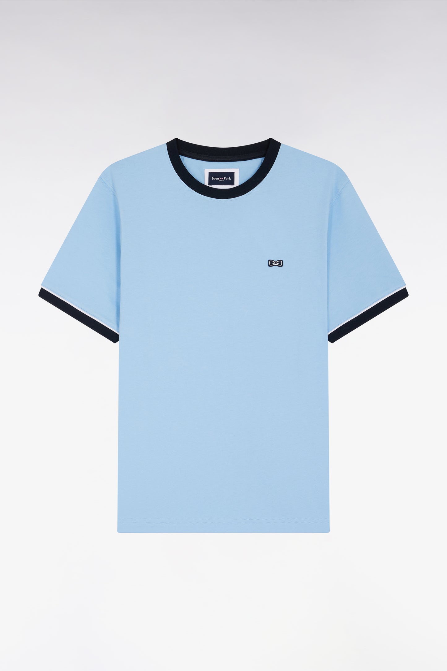 T-shirt en coton ciel broderie et badge nœud papillon coupe droite