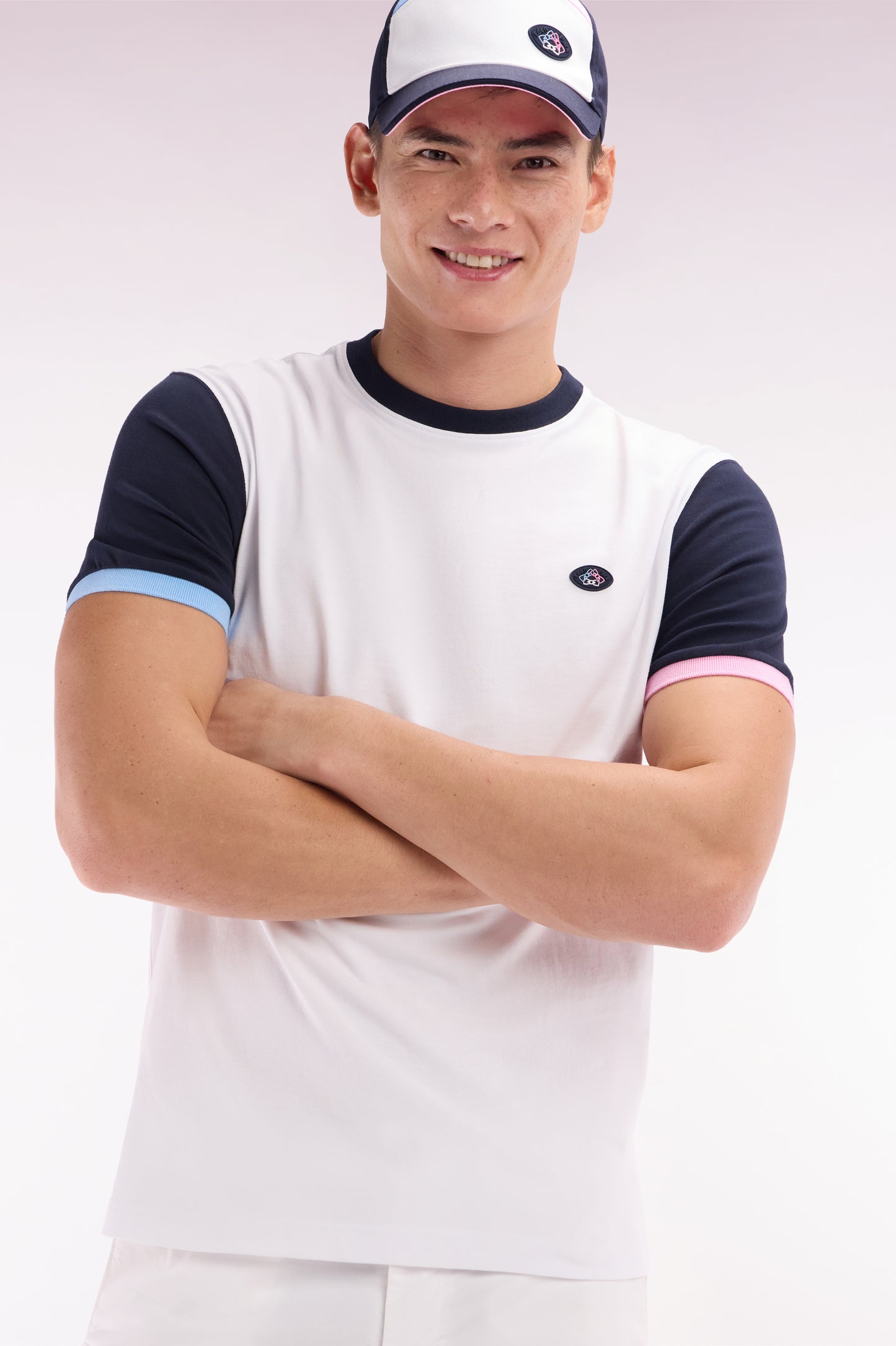 Straight-fit white cotton embroidered colorblock t-shirt