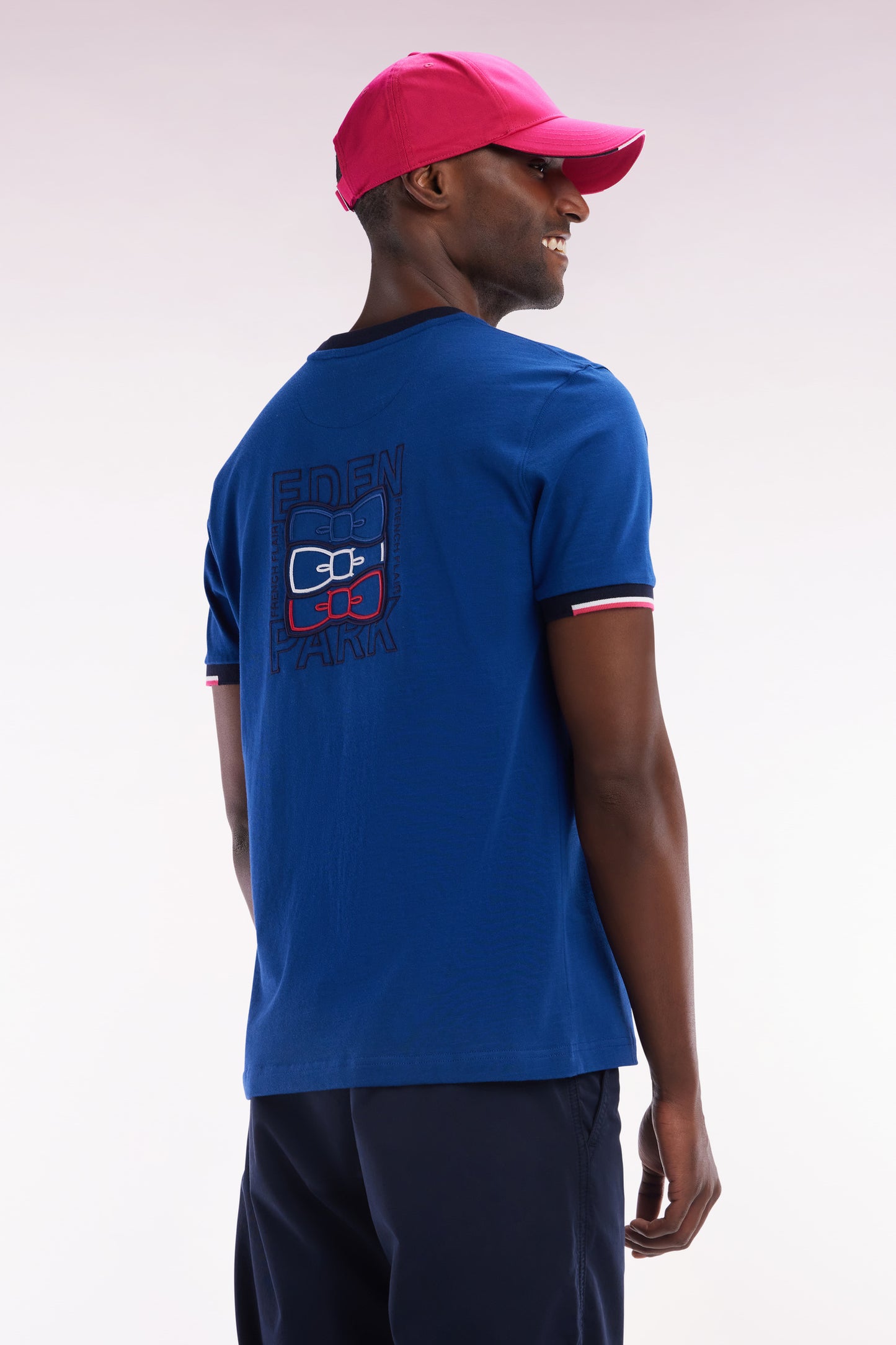 T-shirt en coton bleu broderie dos coupe droite