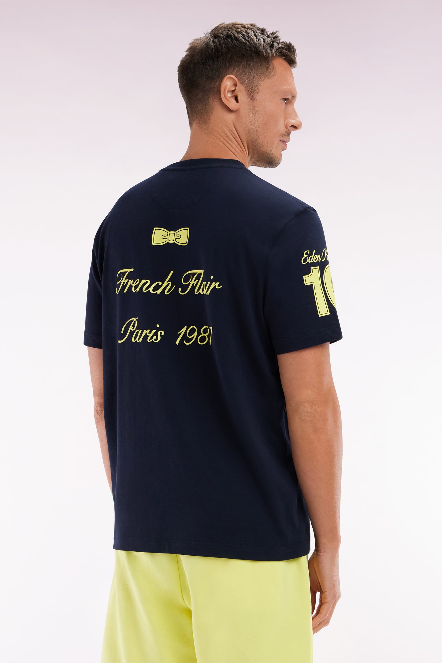 T-shirt EP en coton marine broderies jaunes coupe décontractée