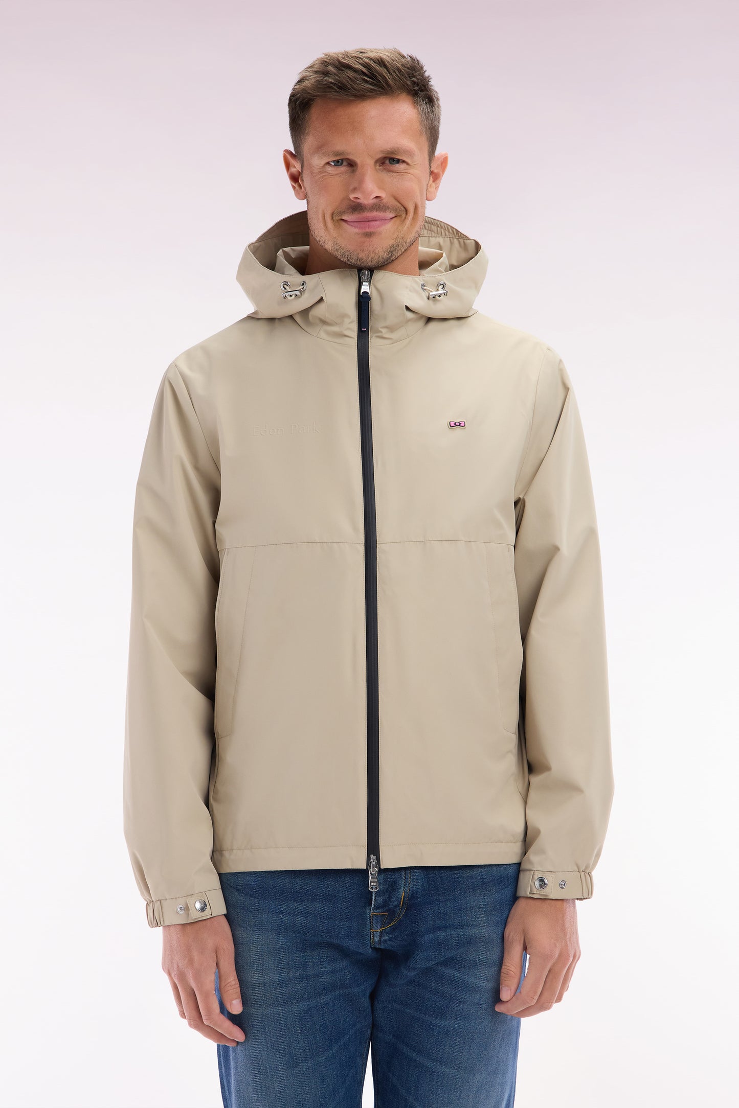 Blouson coupe-vent en polyamide Soft Touch à capuche beige