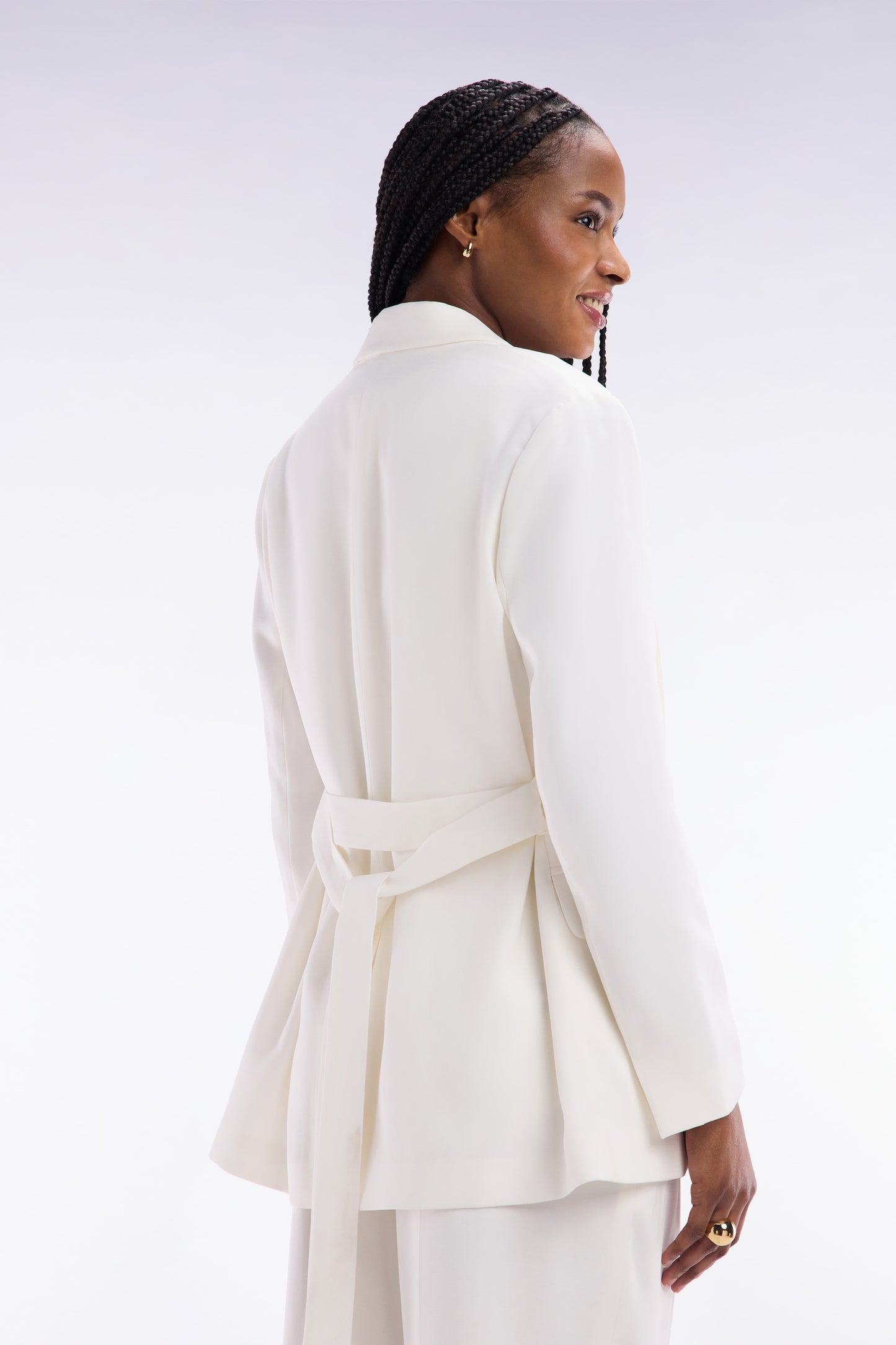 Flowing ecru jacket with belt