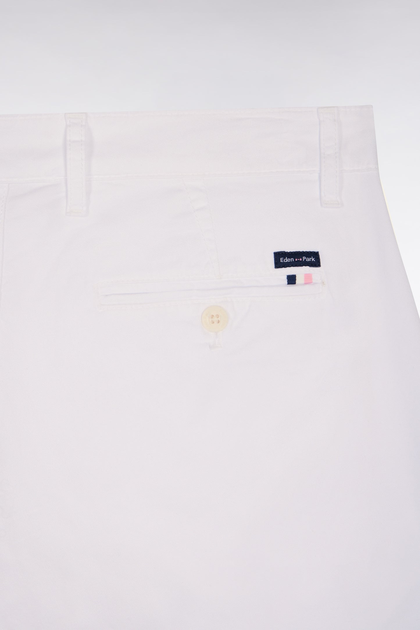 Pantalon chino regular en coton stretch blanc