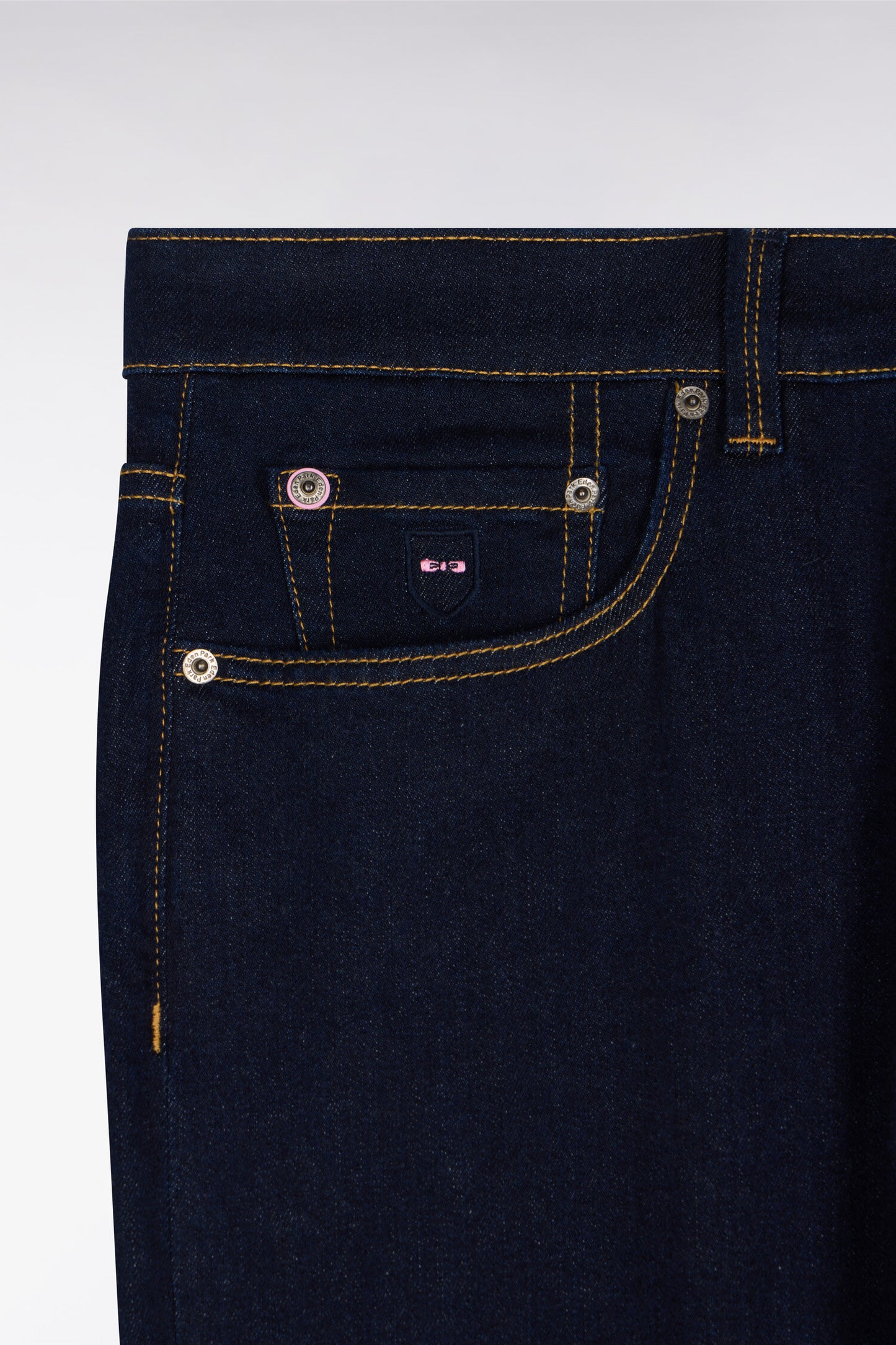 Jean en denim stretch marine one wash coupe slim