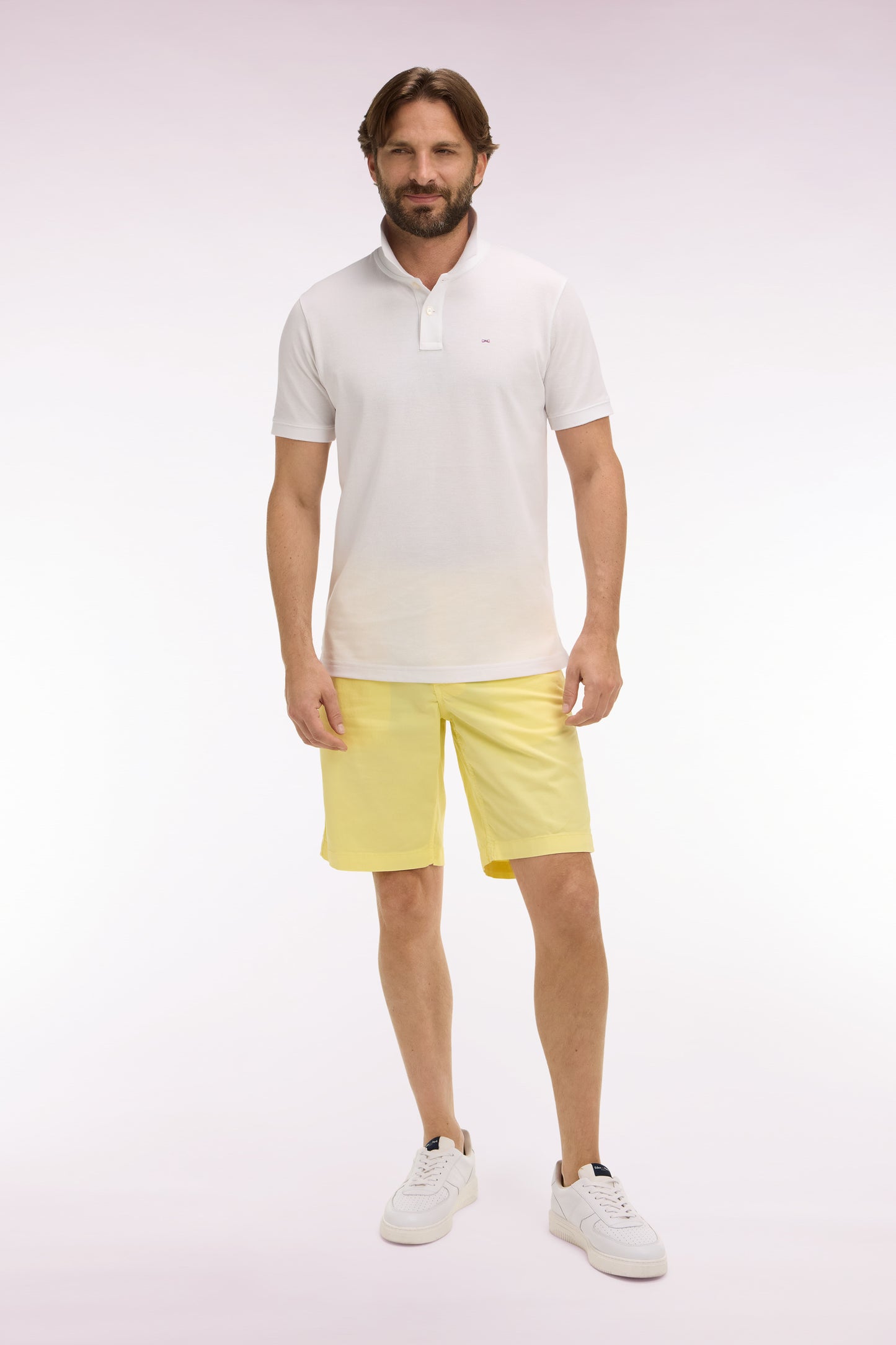 Bermuda chino en gabardine stretch jaune