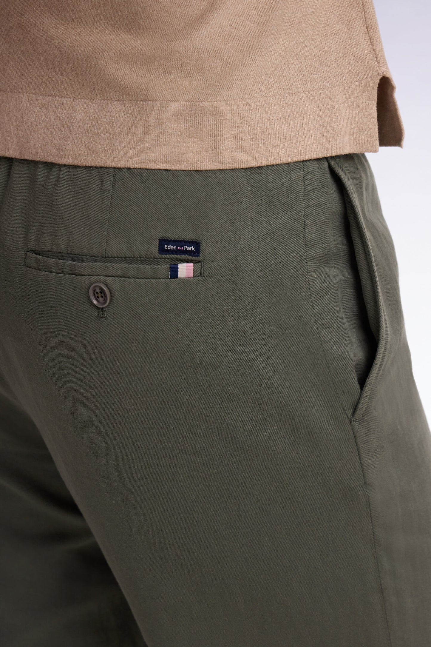 Pantalon en coton lin et lyocell kaki coupe Modern